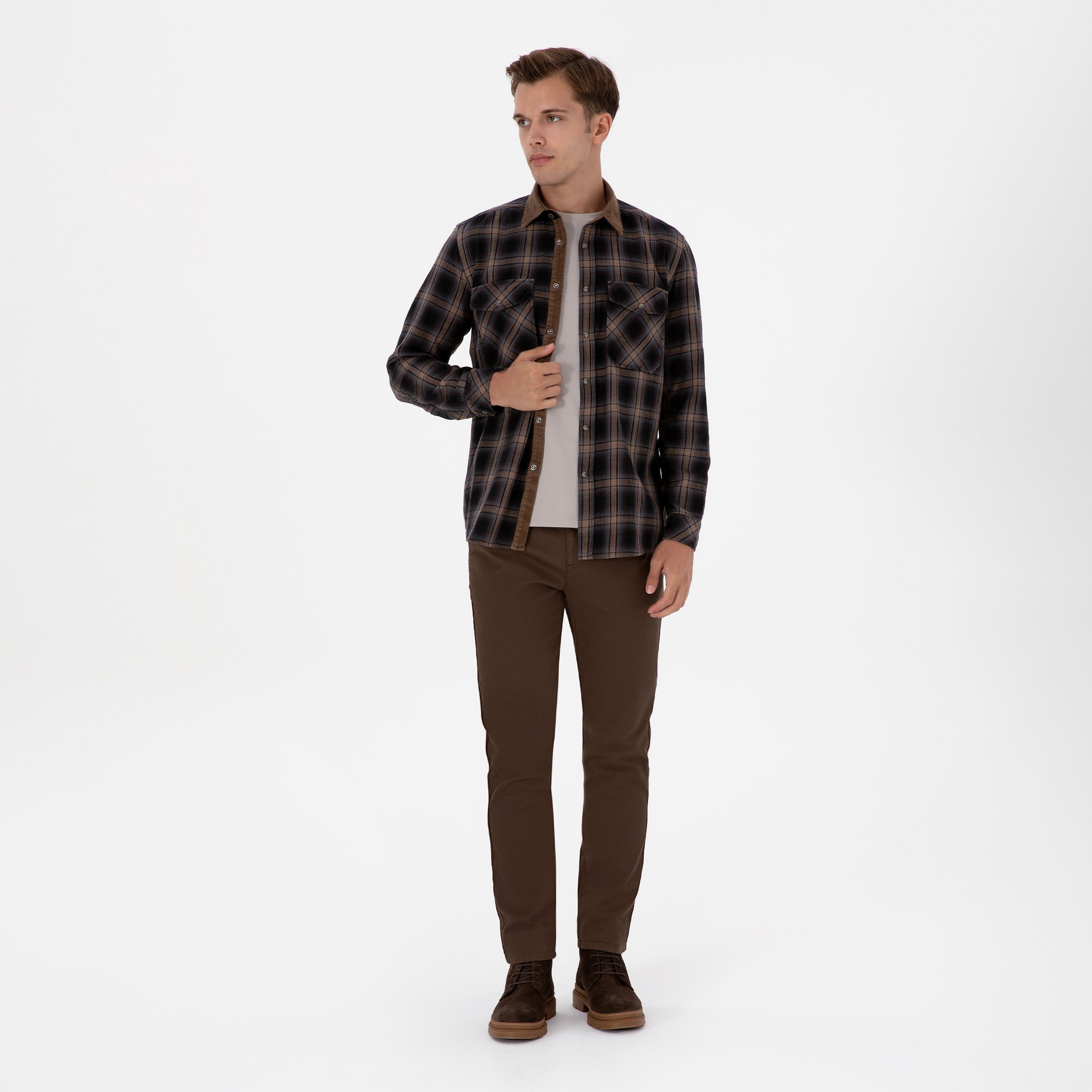 بنطلون تشينو رجالي بقصة ضيقة وأربع جيوب وخصر متوسط من يو إس بولو أسسن-men-clothing-bottoms-trousersandchinos-chinos-image-2