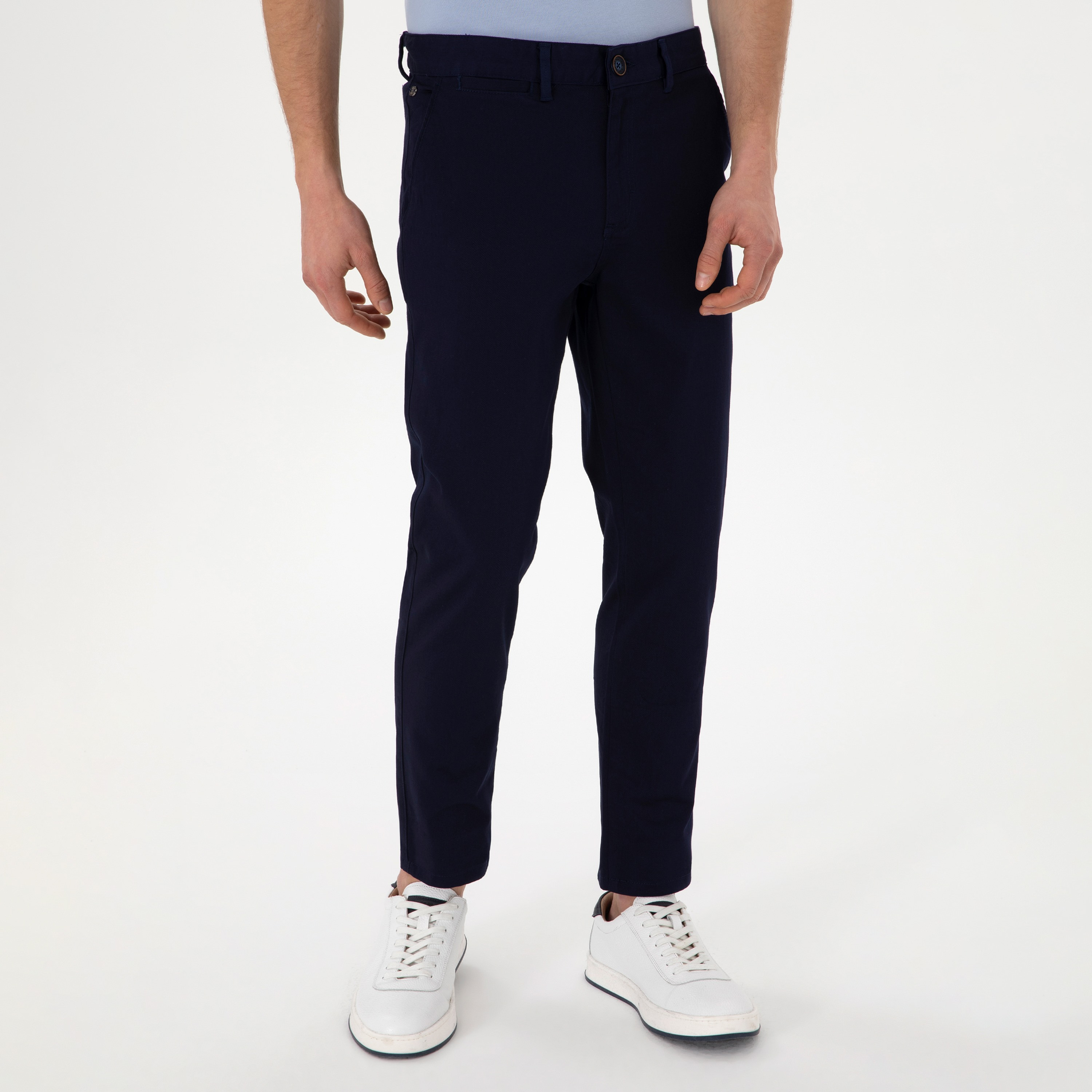 بنطلون تشينو رجالي بقصة ضيقة وأربع جيوب وخصر متوسط من يو إس بولو أسسن-men-clothing-bottoms-trousersandchinos-chinos-image-5