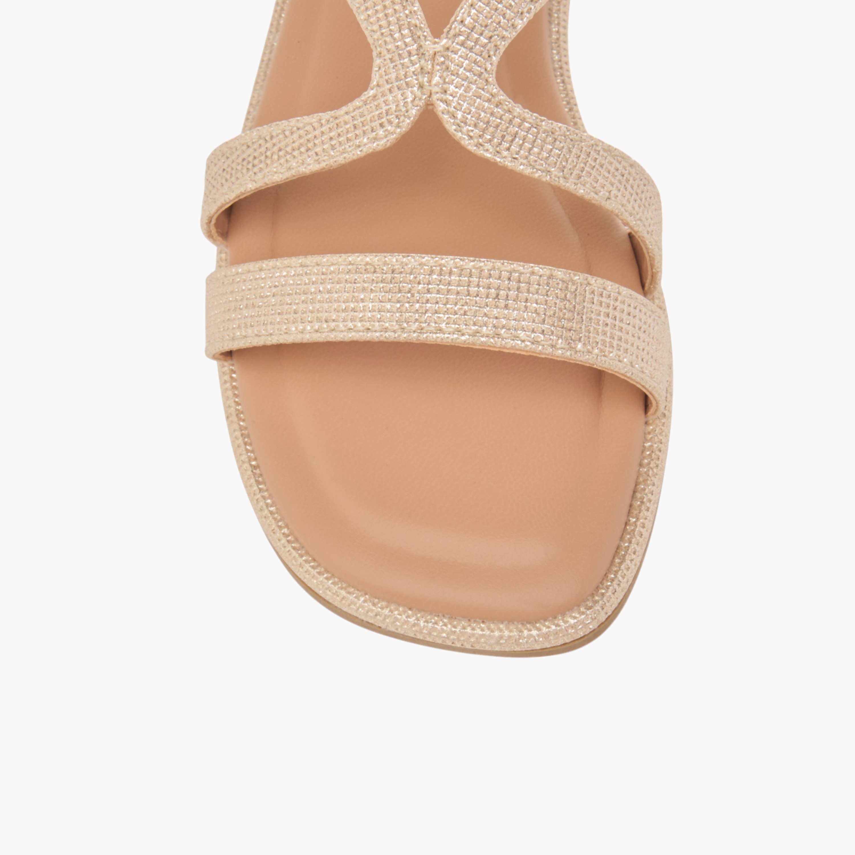 صندل بأحزمة متعددة وشريط إغلاق من ليتل ميسي-girls-shoes-sandals-image-11