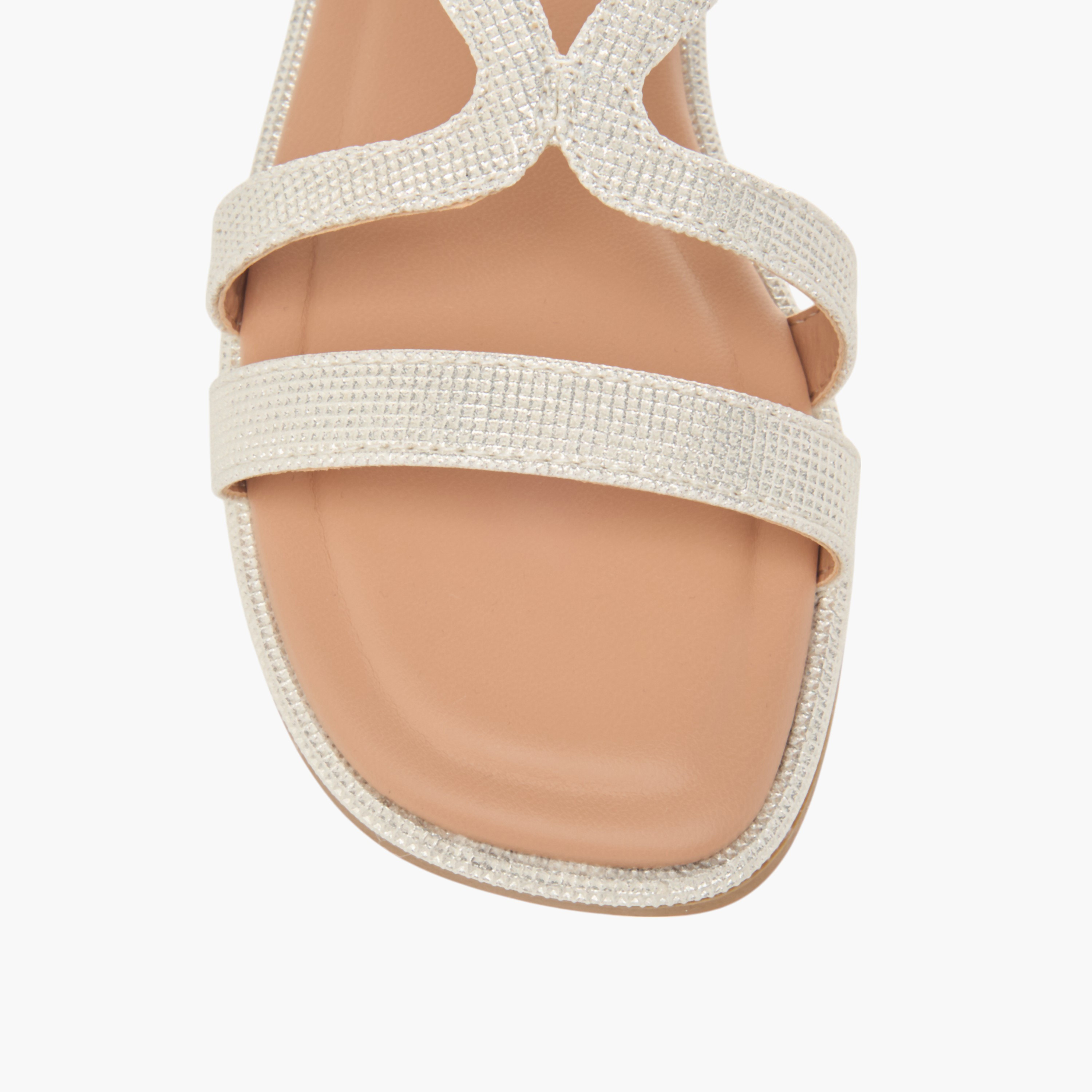 صندل بأحزمة متعددة وشريط إغلاق من ليتل ميسي-girls-shoes-sandals-image-3