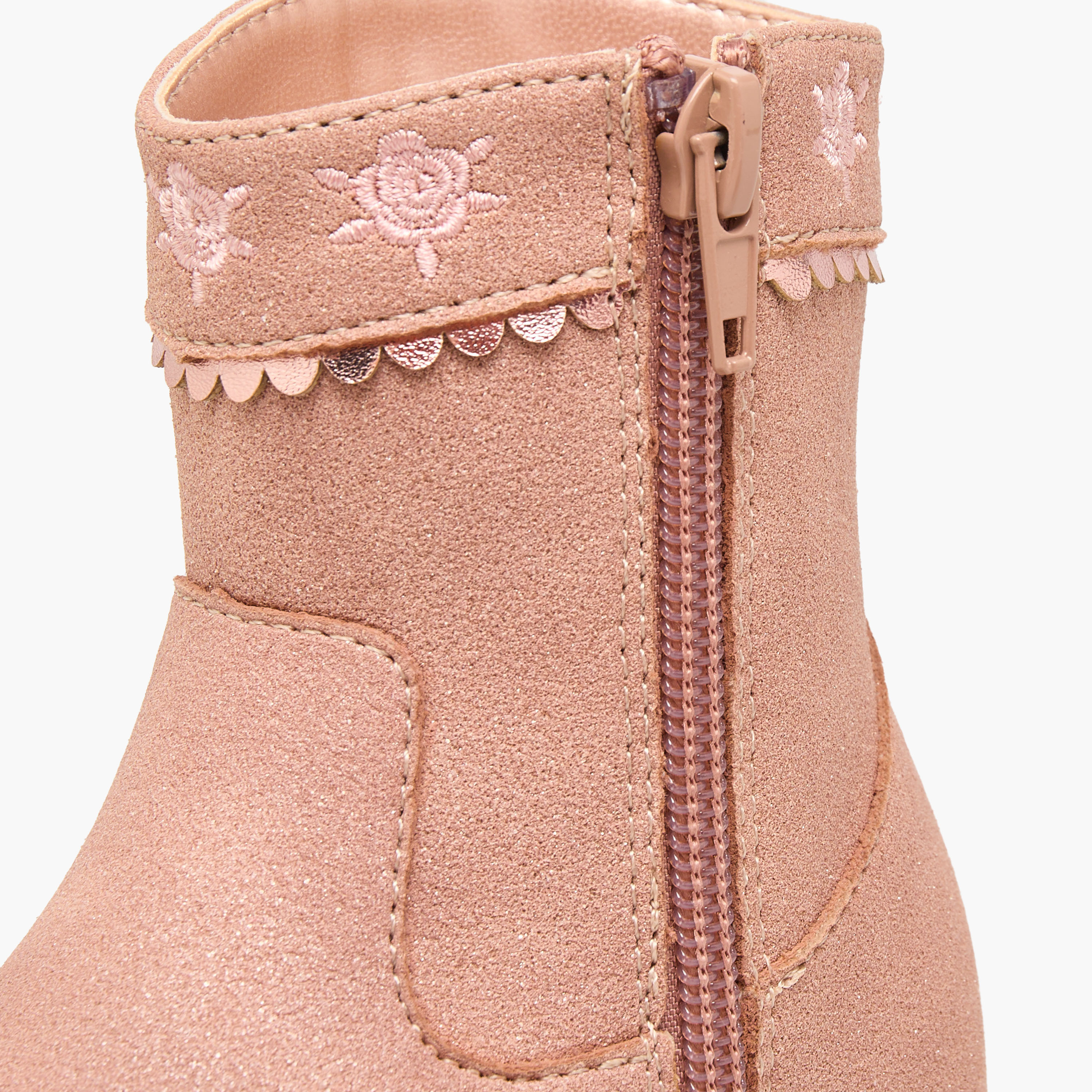 بوت مطرز بطول الكاحل للبنات من جونيورز-girls-shoes-boots-image-5