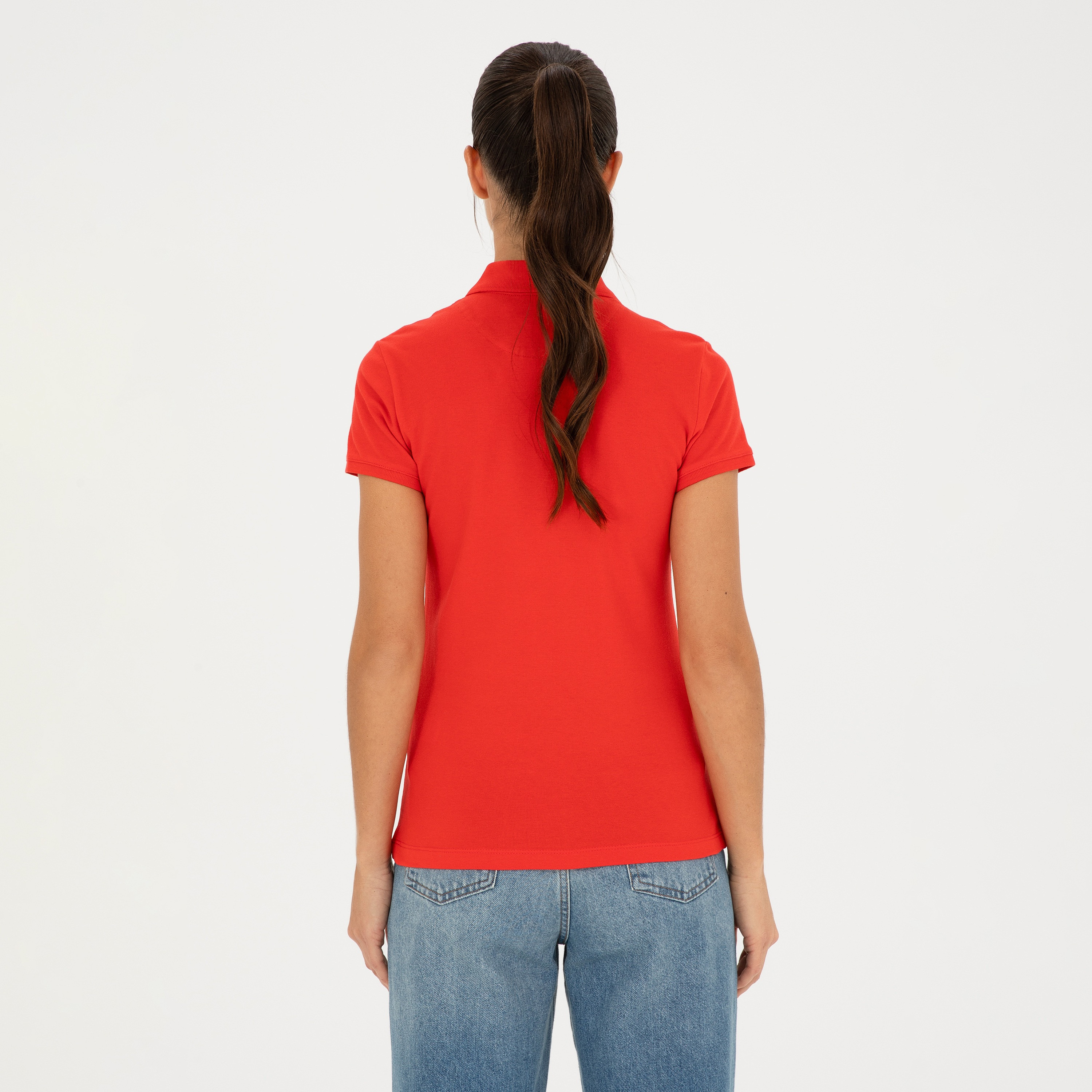 تيشيرت بولو بأكمام قصيرة بياقة بشعار مطرز بشعار U.S.Polo'Assn-women-clothing-tshirts-image-42