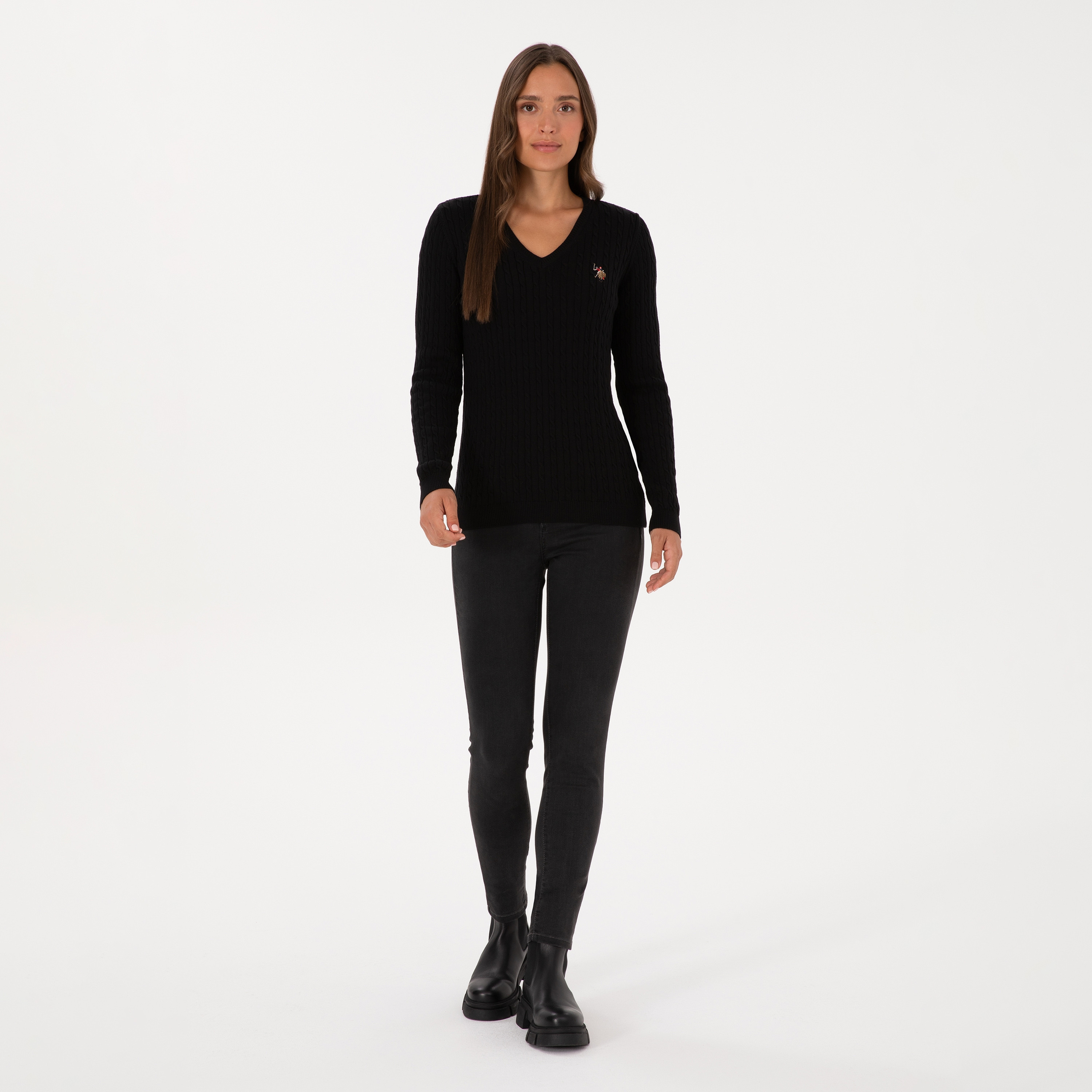 كنزة نسائية برقبة V محبوكة بالكابل وأكمام طويلة من يو إس بولو أسسن-women-winterwear-cardigansandjumpers-jumpers-image-2
