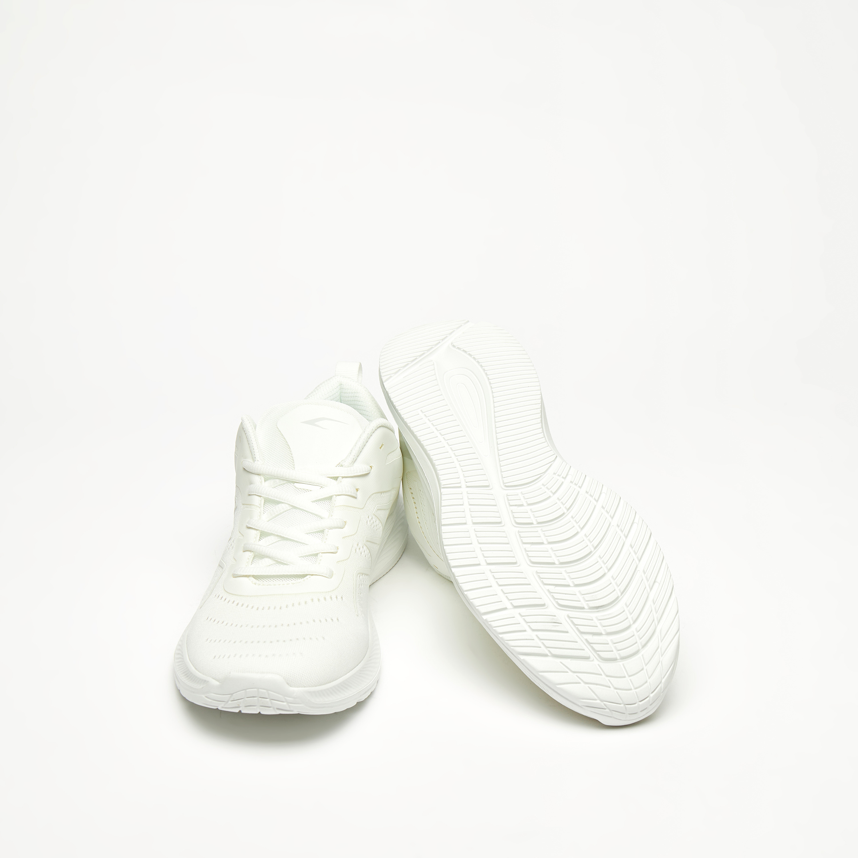 Dash Textured Lace-Up Lightweight Sneakers-sports-men-shoes-image-3