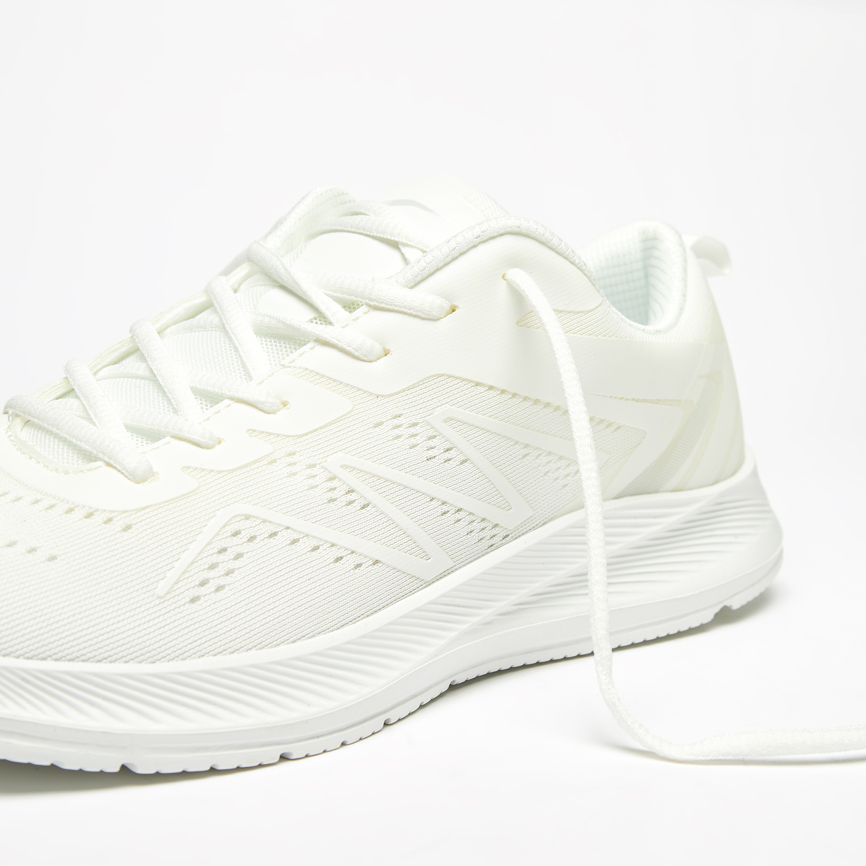 Dash Textured Lace-Up Lightweight Sneakers-sports-men-shoes-image-6