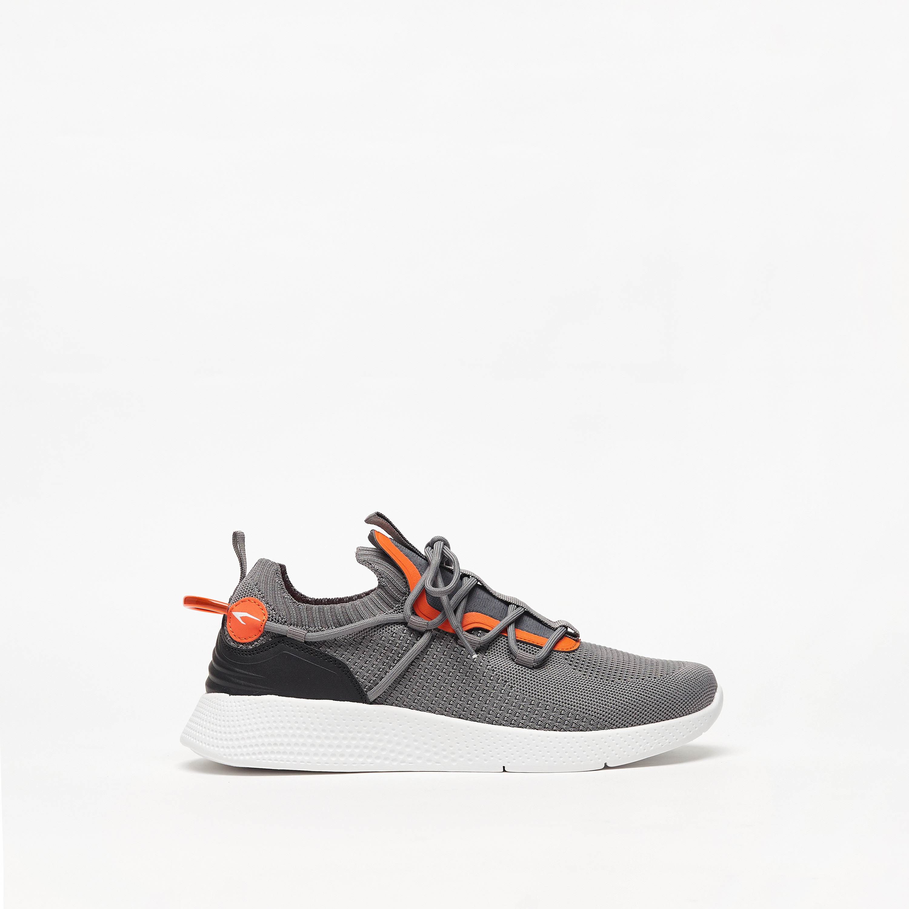 حذاء سنيكرز بارز الملمس بكاحل منخفض ورباط إغلاق من داش-sports-men-shoes-image-8