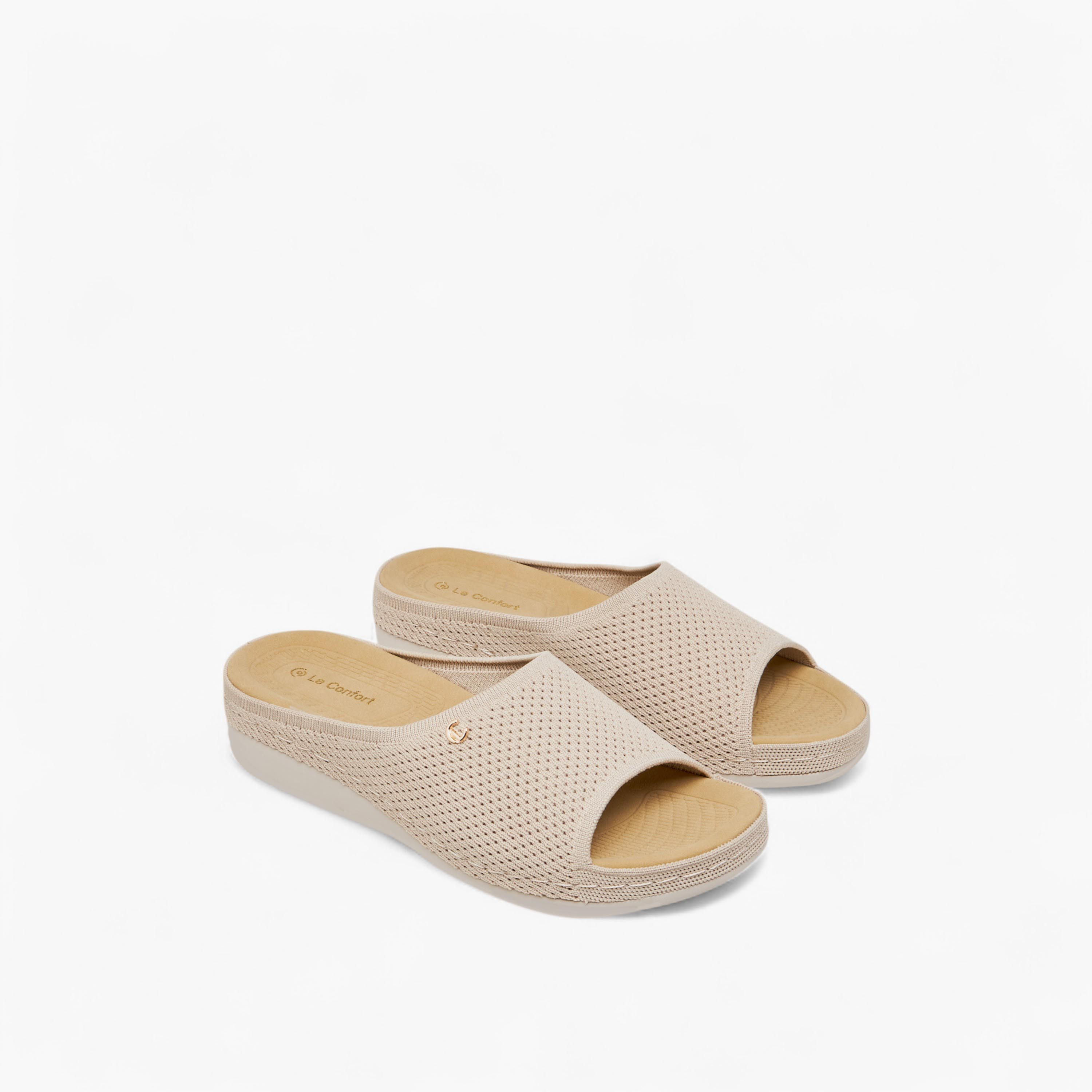 صندل مريح سهل الارتداء وبارز الملمس بشبكة فلاينت من لو كونفورت-women-shoes-sandals-heeled-image-1