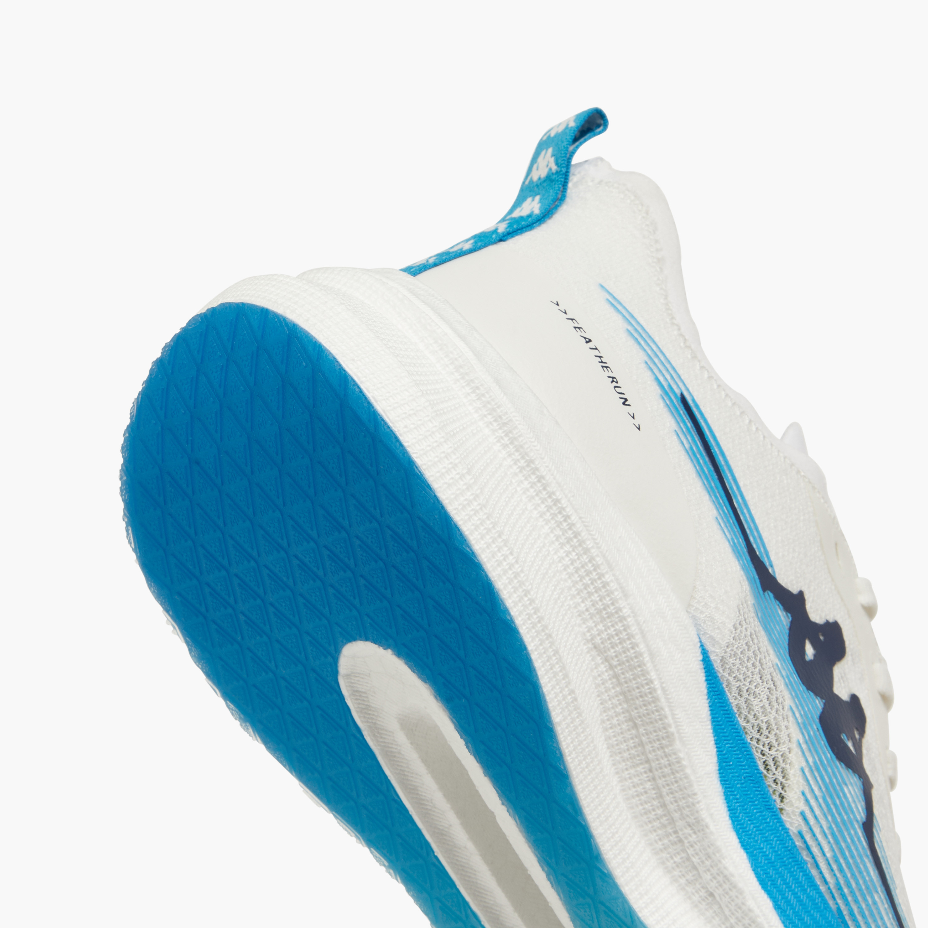 حذاء جري برباط إغلاق وتفاصيل شعار للرجال من كابا - RUN 2.0-sports-men-shoes-image-5