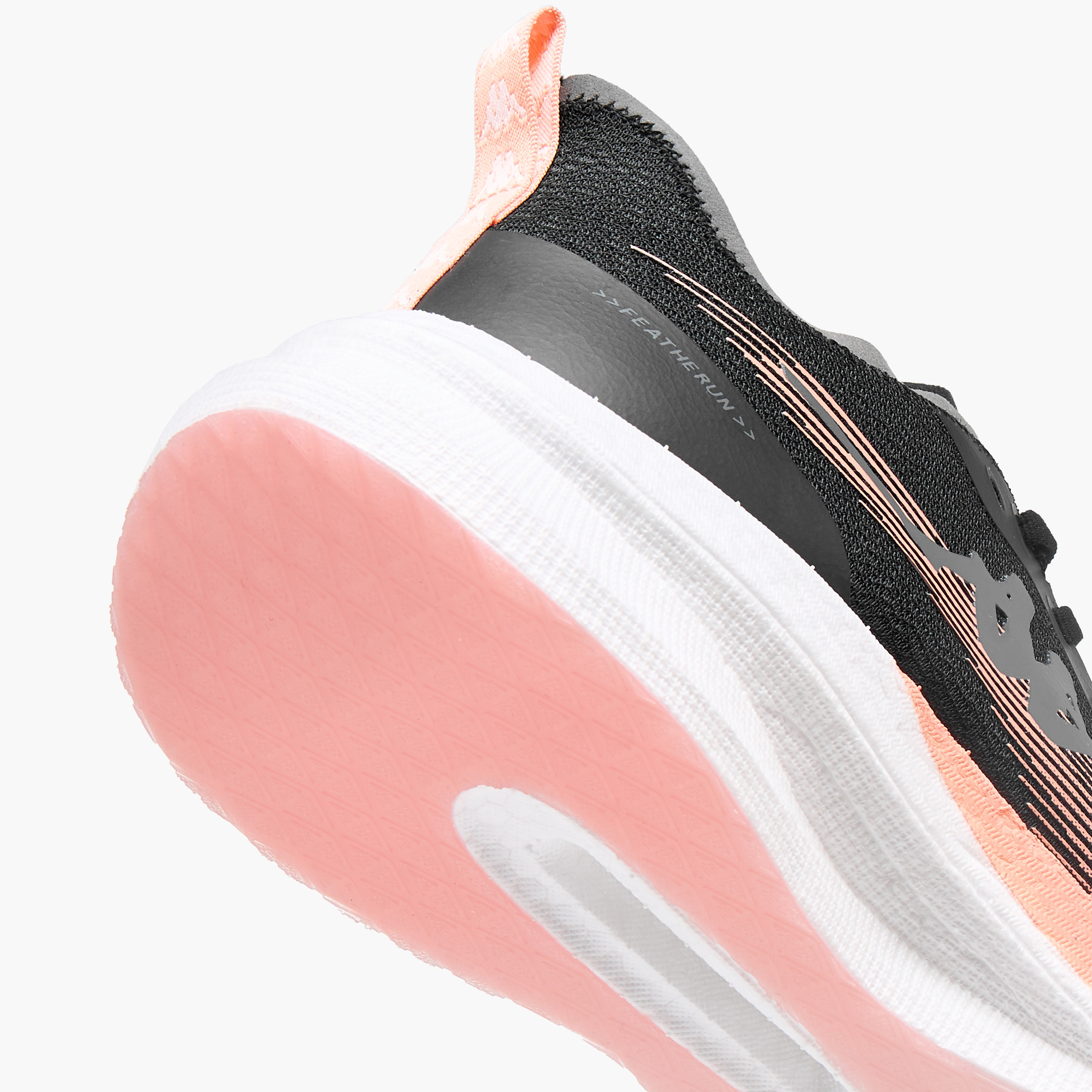 حذاء جري برباط إغلاق وتفاصيل شعار للنساء من كابا - RUN 2.0-sports-women-shoes-image-12