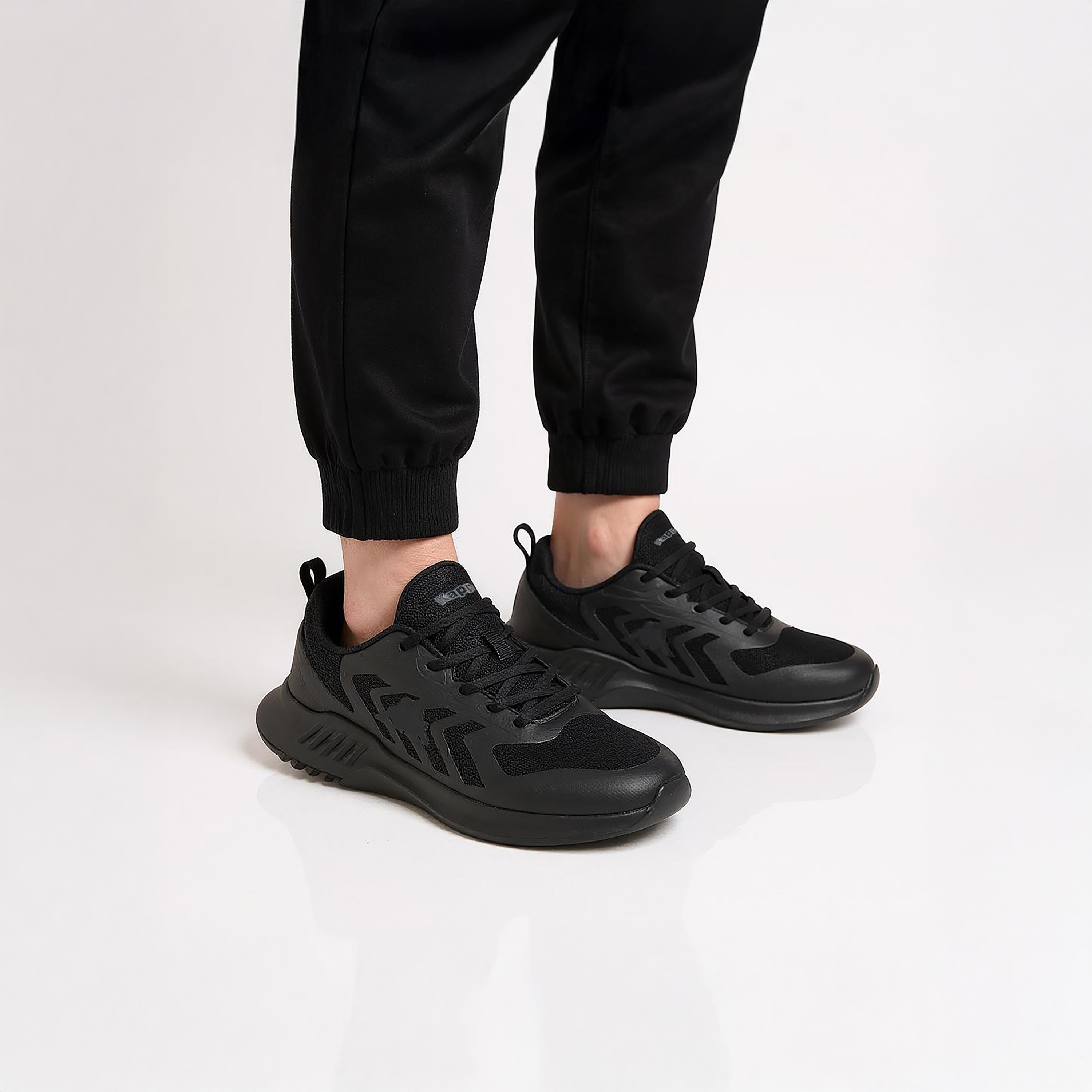 Kappa Men's Logo Print Sports Shoes with Lace-Up Closure-sports-men-shoes-image-3