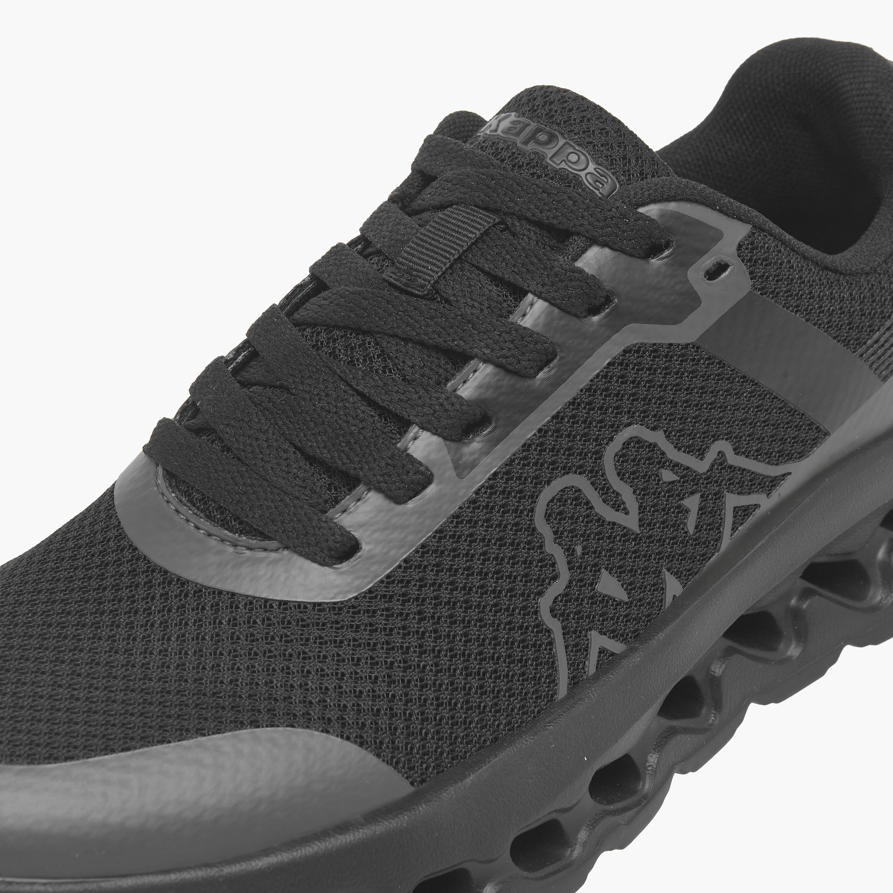 حذاء رياضي برباط إغلاق وشعار للنساء من كابا-sports-women-shoes-image-4
