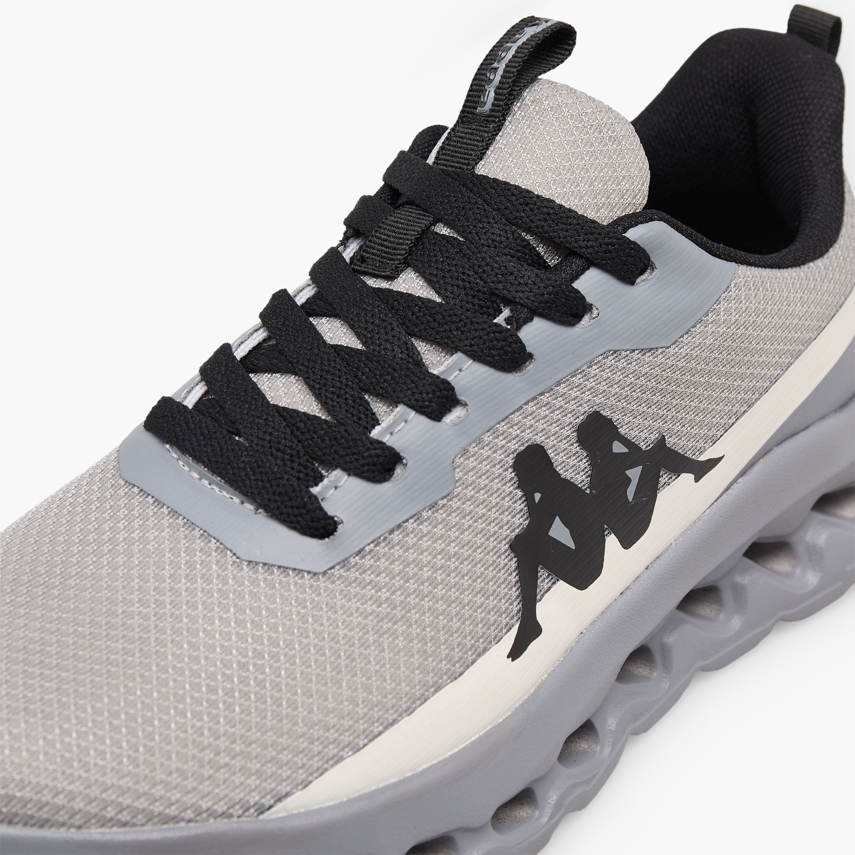حذاء رياضي برباط إغلاق للنساء من كابا-women-shoes-sports-image-7