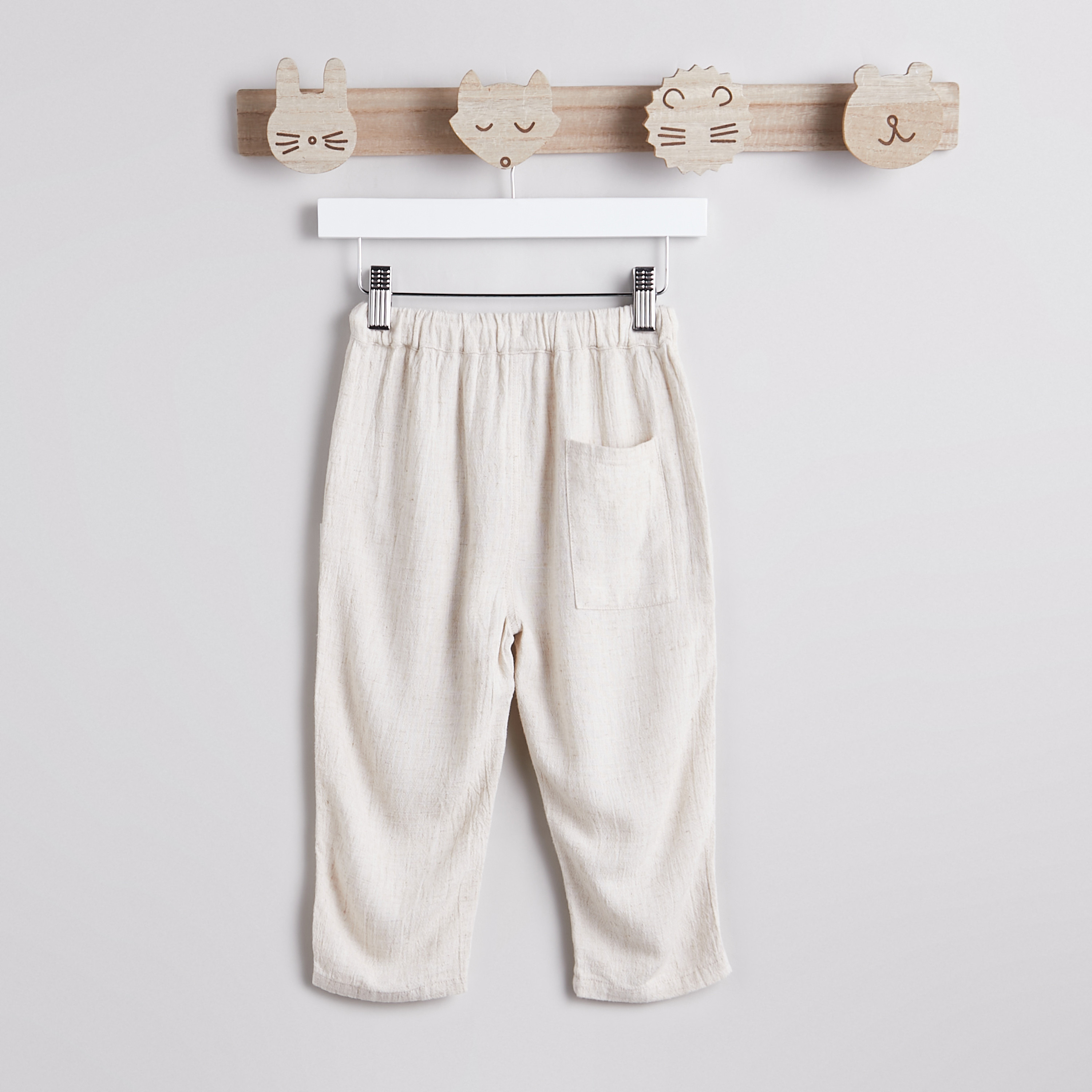 بنطلون سادة برباط إغلاق وجيوب من جيجلز-baby-boys-clothing-bottoms-trousers-image-2