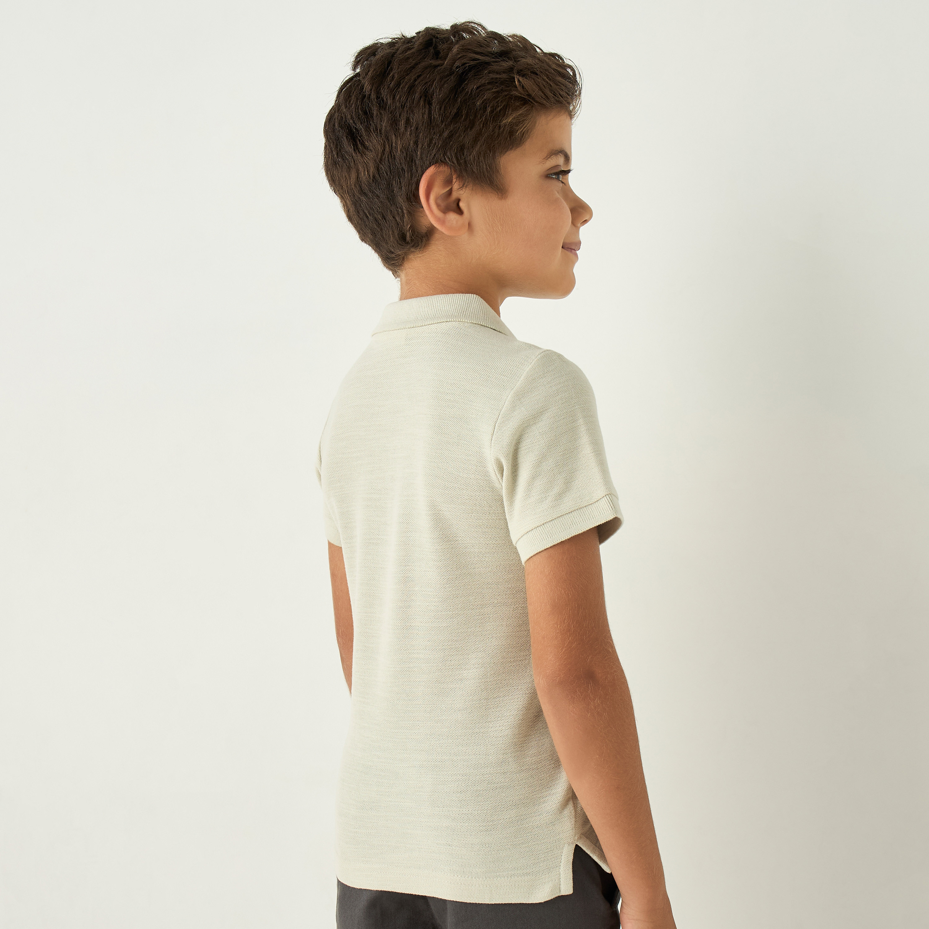 تيشيرت بولو سادة بأكمام قصيرة وأزرار إغلاق من جونيورز-boys-clothing-tshirtsandpolos-image-3