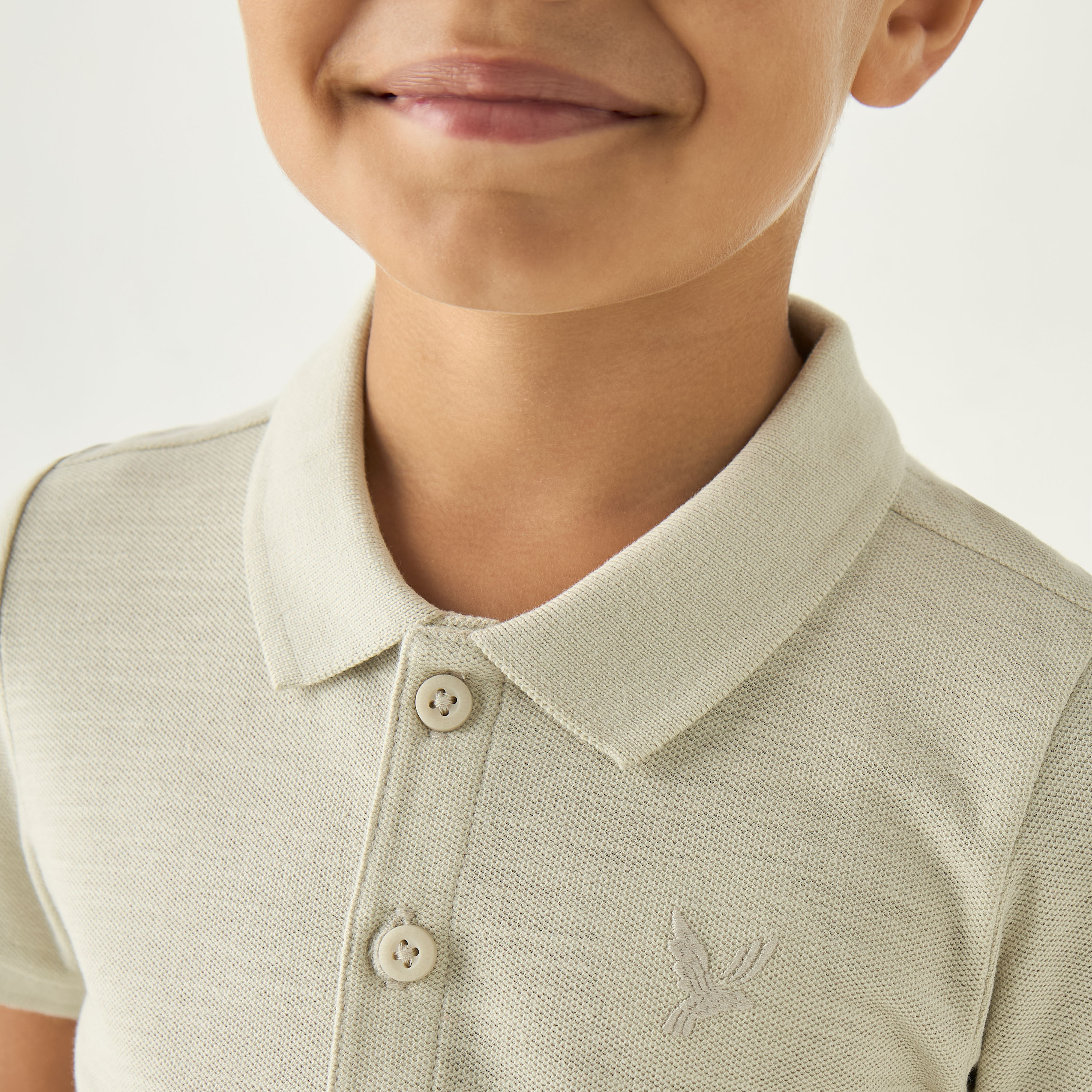 تيشيرت بولو سادة بأكمام قصيرة وأزرار إغلاق من جونيورز-boys-clothing-tshirtsandpolos-image-4