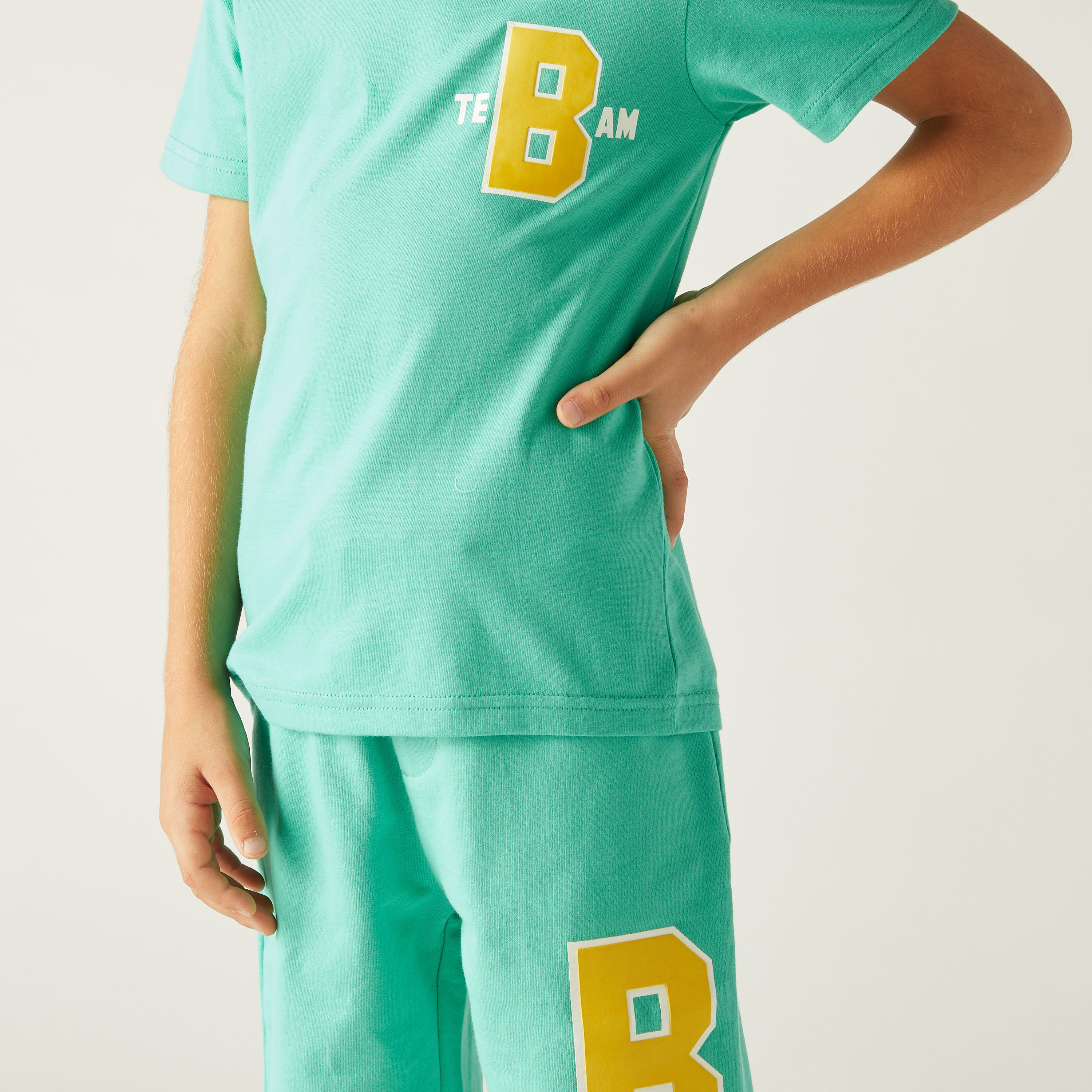 طقم شورت وتيشيرت بطبعات- 3 قطع من جونيورز-boys-clothing-setsandcoords-image-6