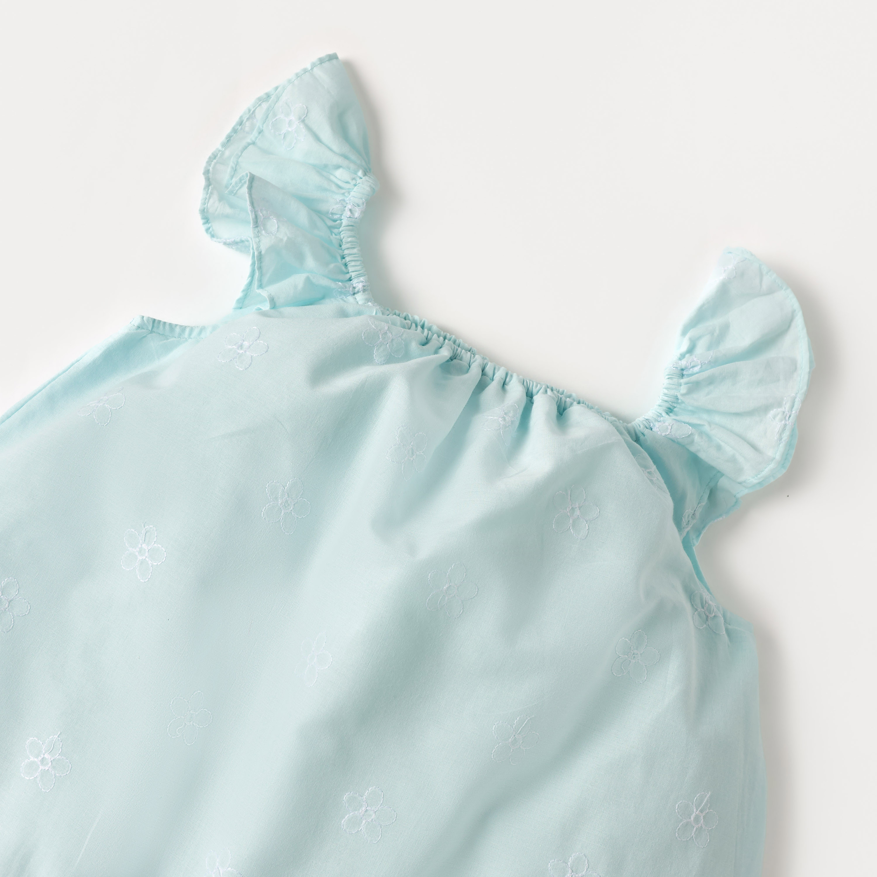 رومبر دون أكمام مطرز بالأزهار وبزر إغلاق من جونيورز-baby-girls-clothing-rompers-image-3