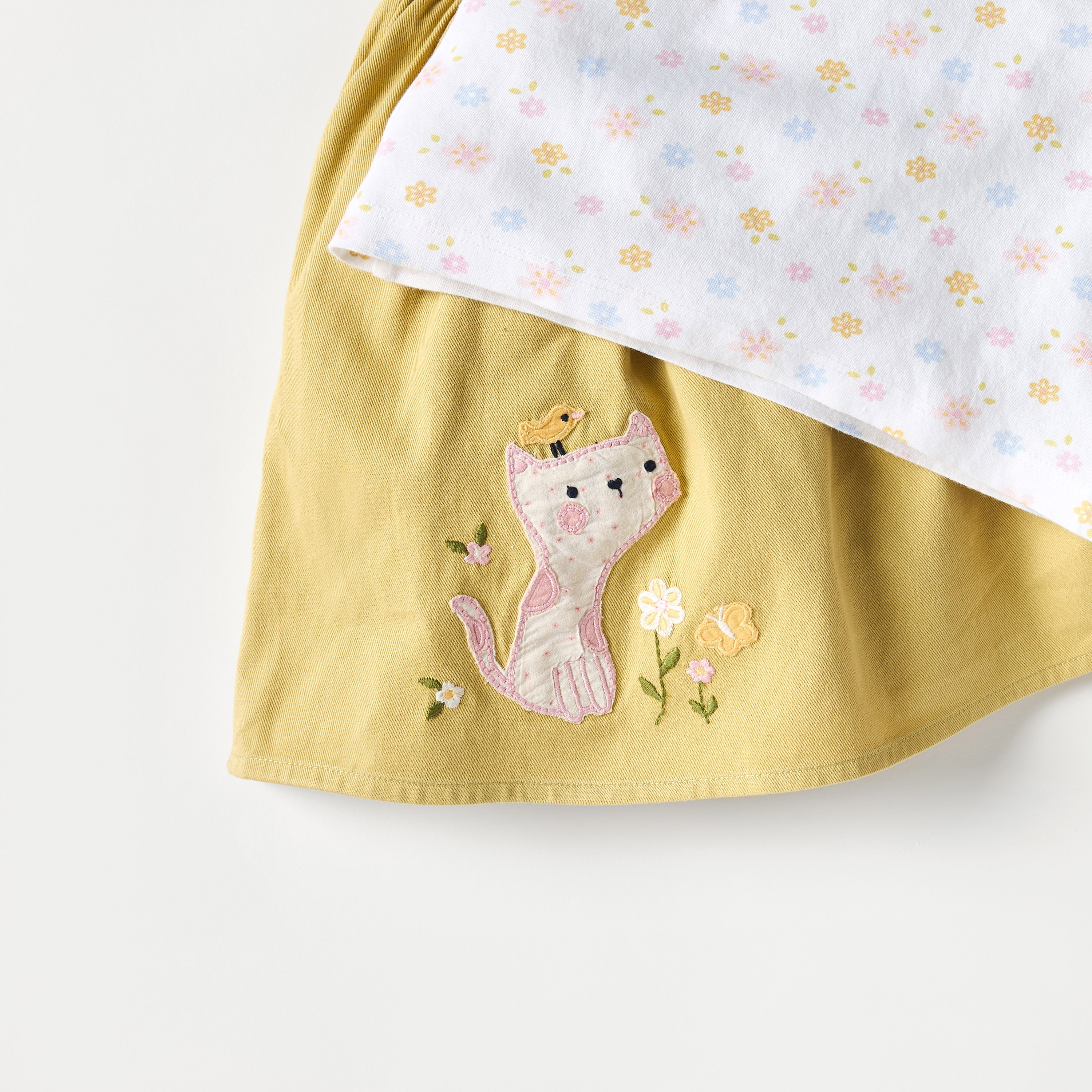 تنورة مريلة وتيشيرت بطبعات من جونيورز-baby-girls-clothing-setsandcoords-image-4