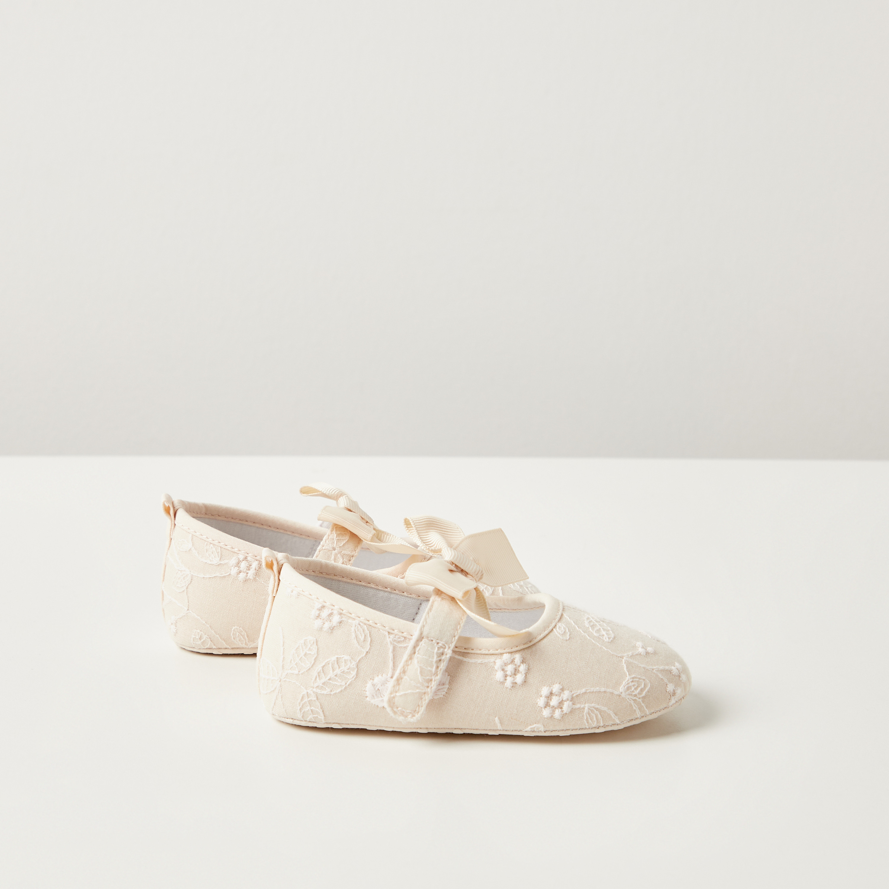 Giggles Embroidered Booties with Elasticated Strap and Bow Detail-baby-girls-shoes-booties-image-4