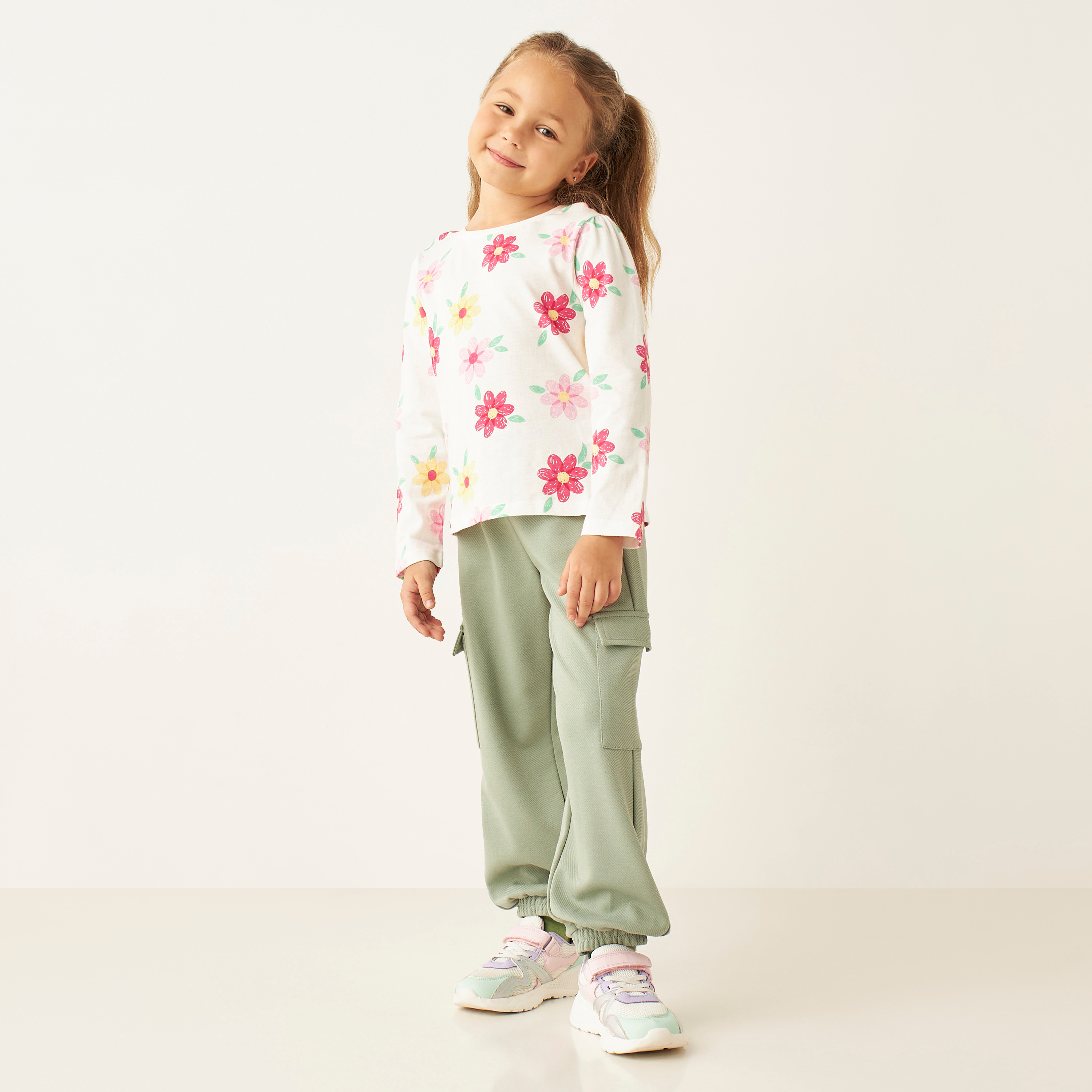 تيشيرت بأكمام طويلة وياقة ضيقة وطبعات من جونيورز-girls-clothing-schoolwear-tshirts-image-2