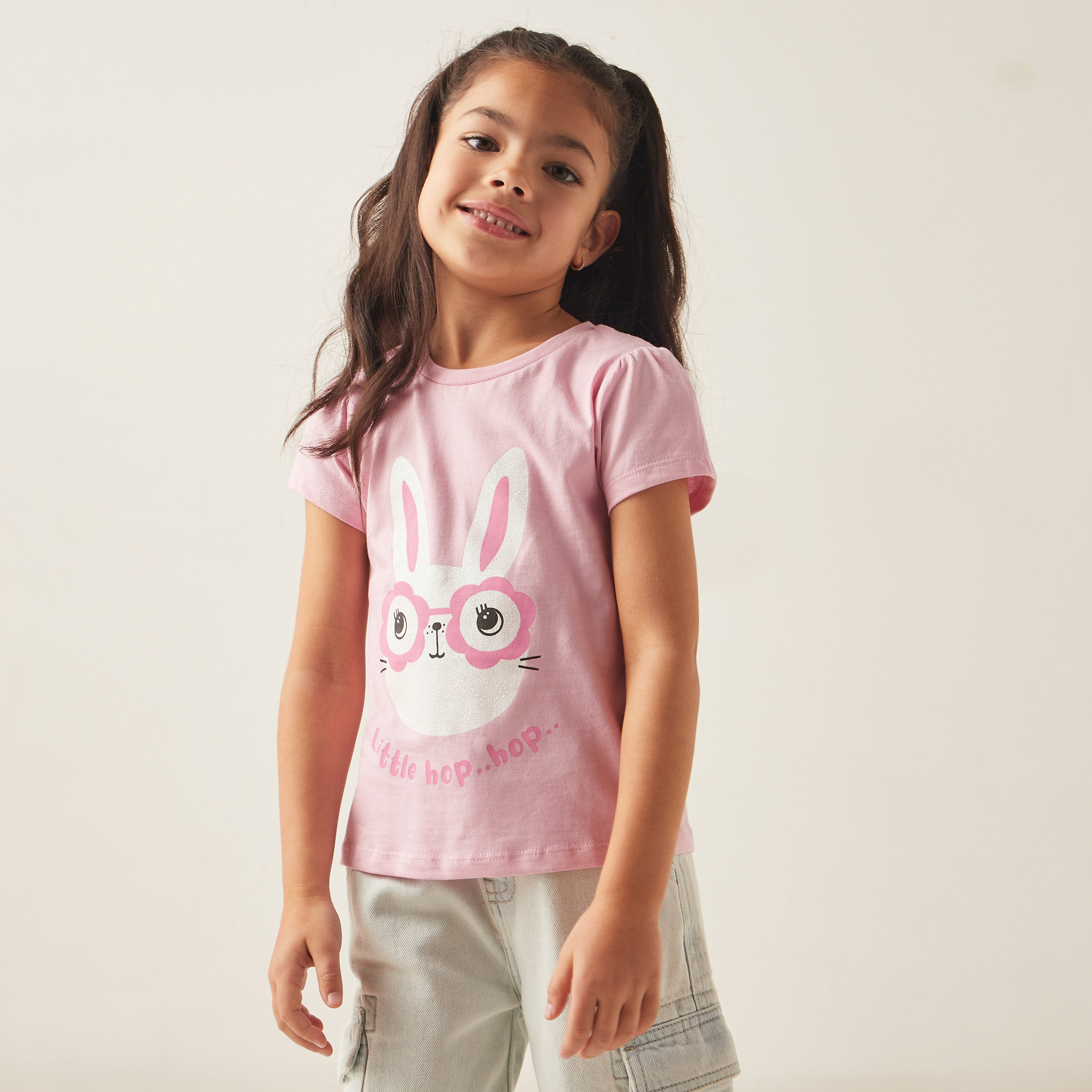 تيشيرت قطن بأكمام قصيرة وطبعات أرنب من جونيورز-girls-clothing-schoolwear-tshirts-image-1