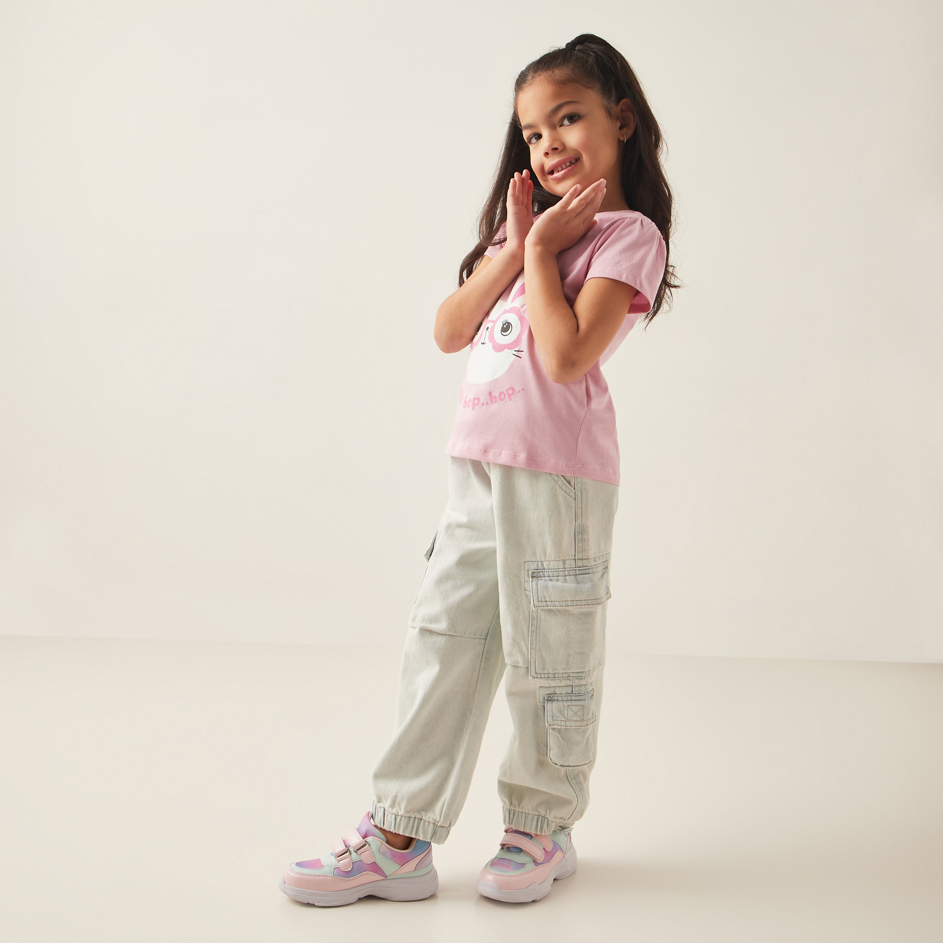 تيشيرت قطن بأكمام قصيرة وطبعات أرنب من جونيورز-girls-clothing-schoolwear-tshirts-image-2