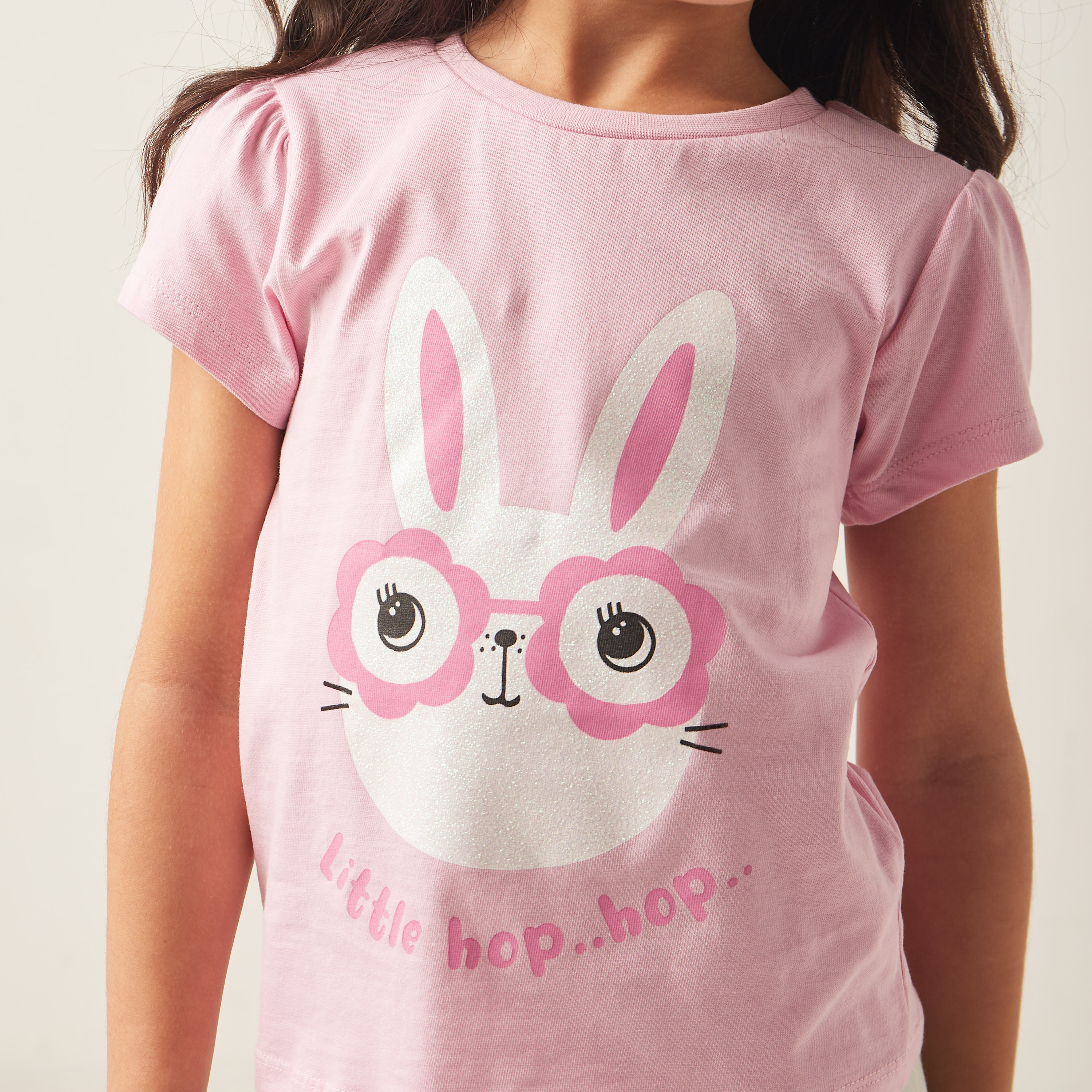 تيشيرت قطن بأكمام قصيرة وطبعات أرنب من جونيورز-girls-clothing-schoolwear-tshirts-image-3