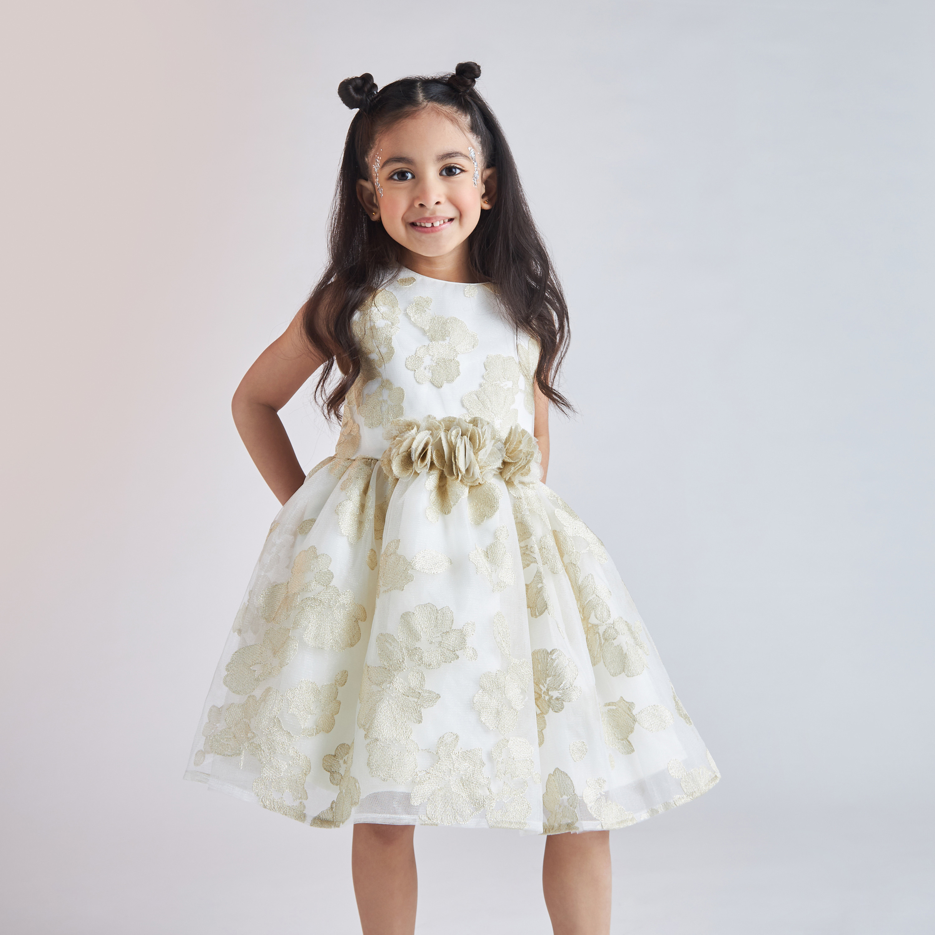 Buy Juniors All Over Floral Detail Sleeveless Dress with Zip Closure Online Mothercare Bahrain