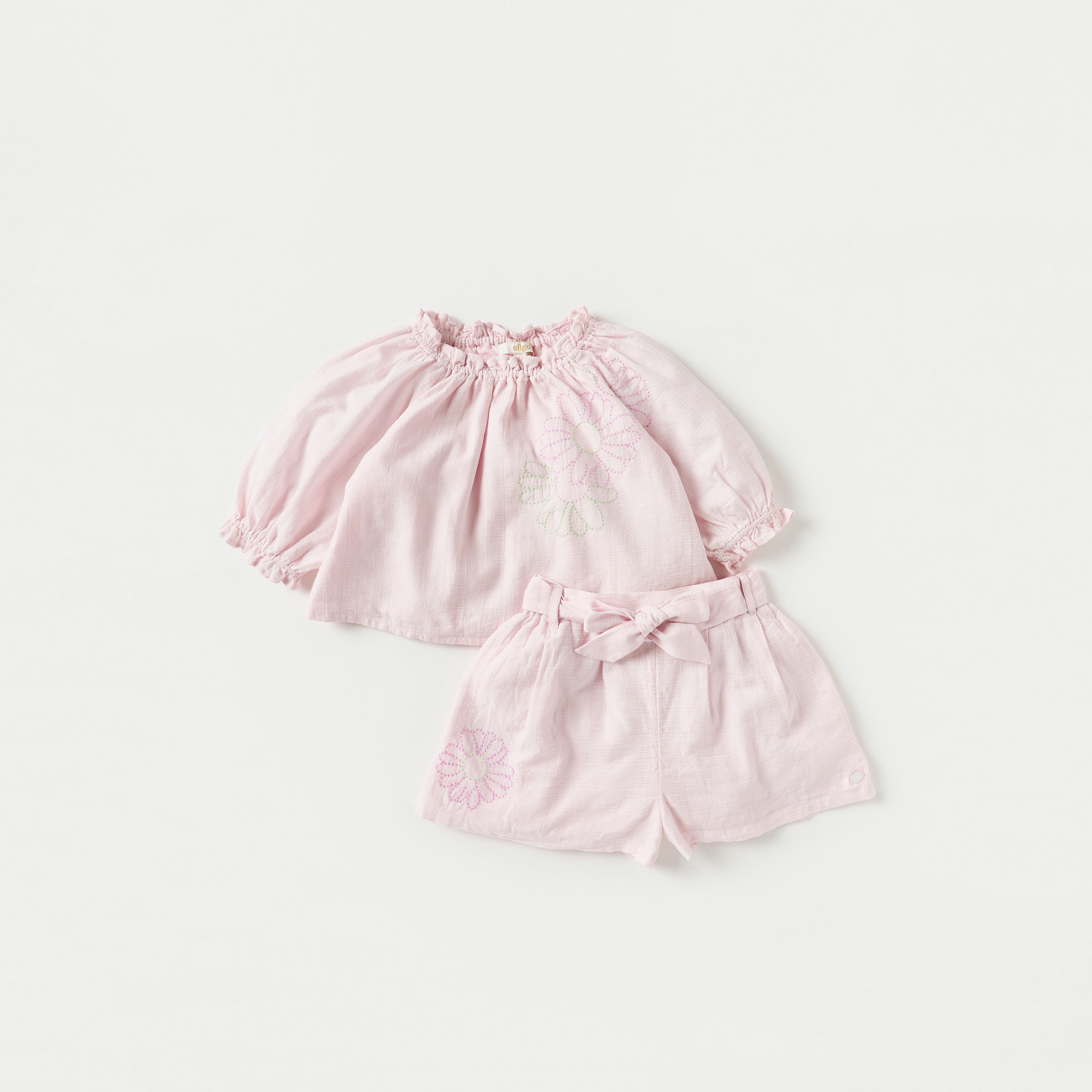 طقم شورت وبلوزة مطرّزة من إليجو-baby-girls-clothing-setsandcoords-image-1
