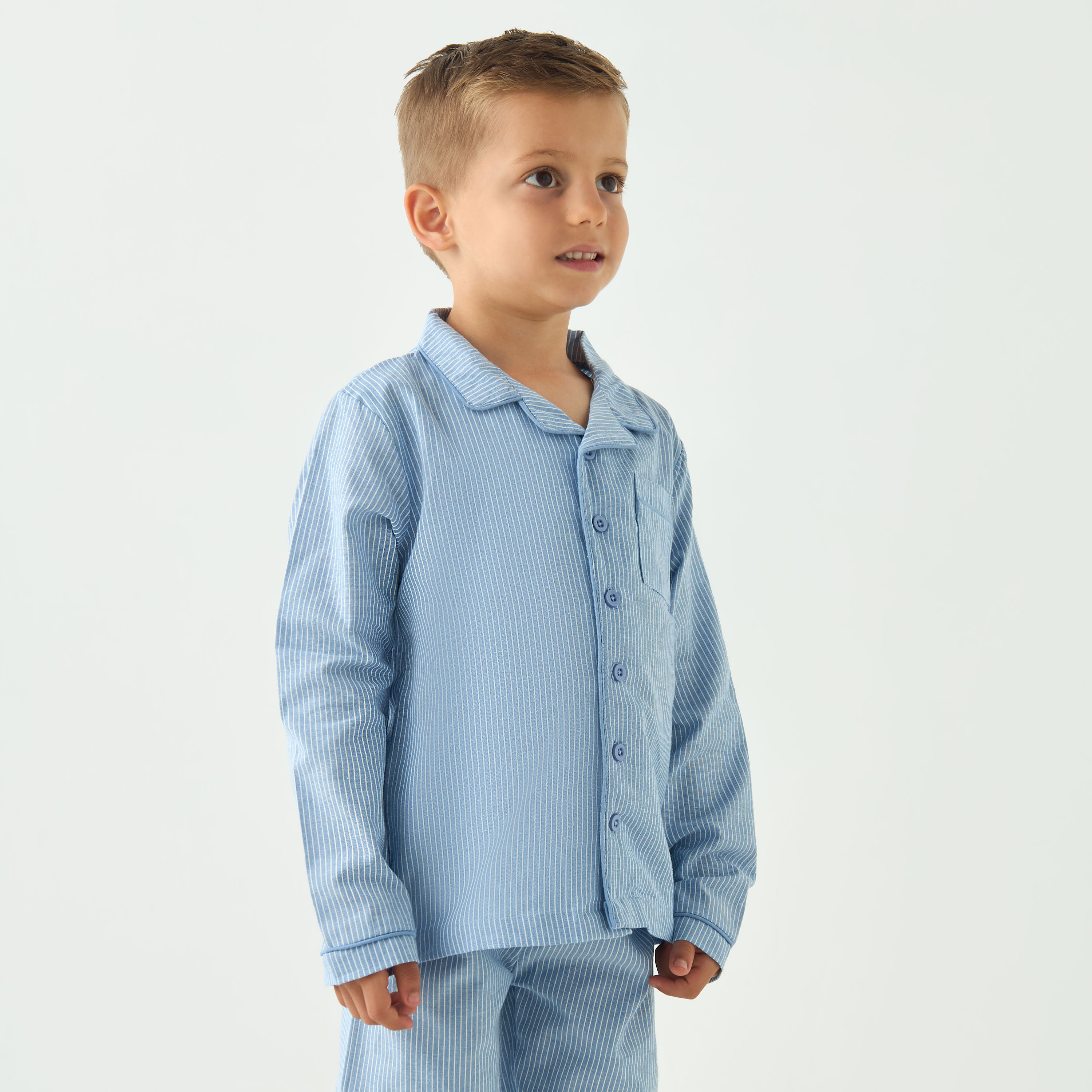 طقم بنطلون بيجاما وقميص مخطط من جونيورز-boys-clothing-nightwear-image-2