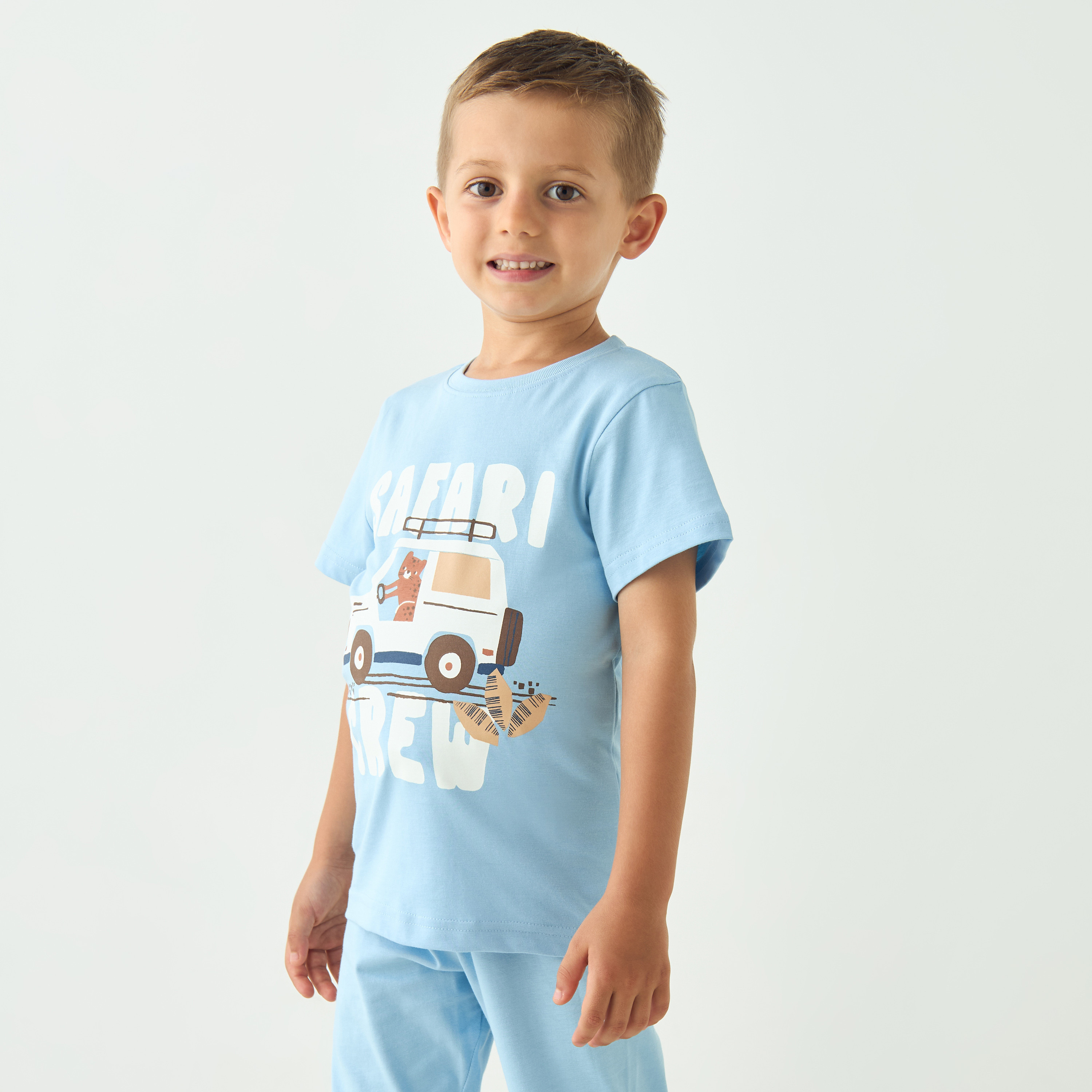بنطلون بيجاما وتيشيرت بطبعات سفاري من جونيورز - مجموعة من طقمين-boys-clothing-nightwear-image-2