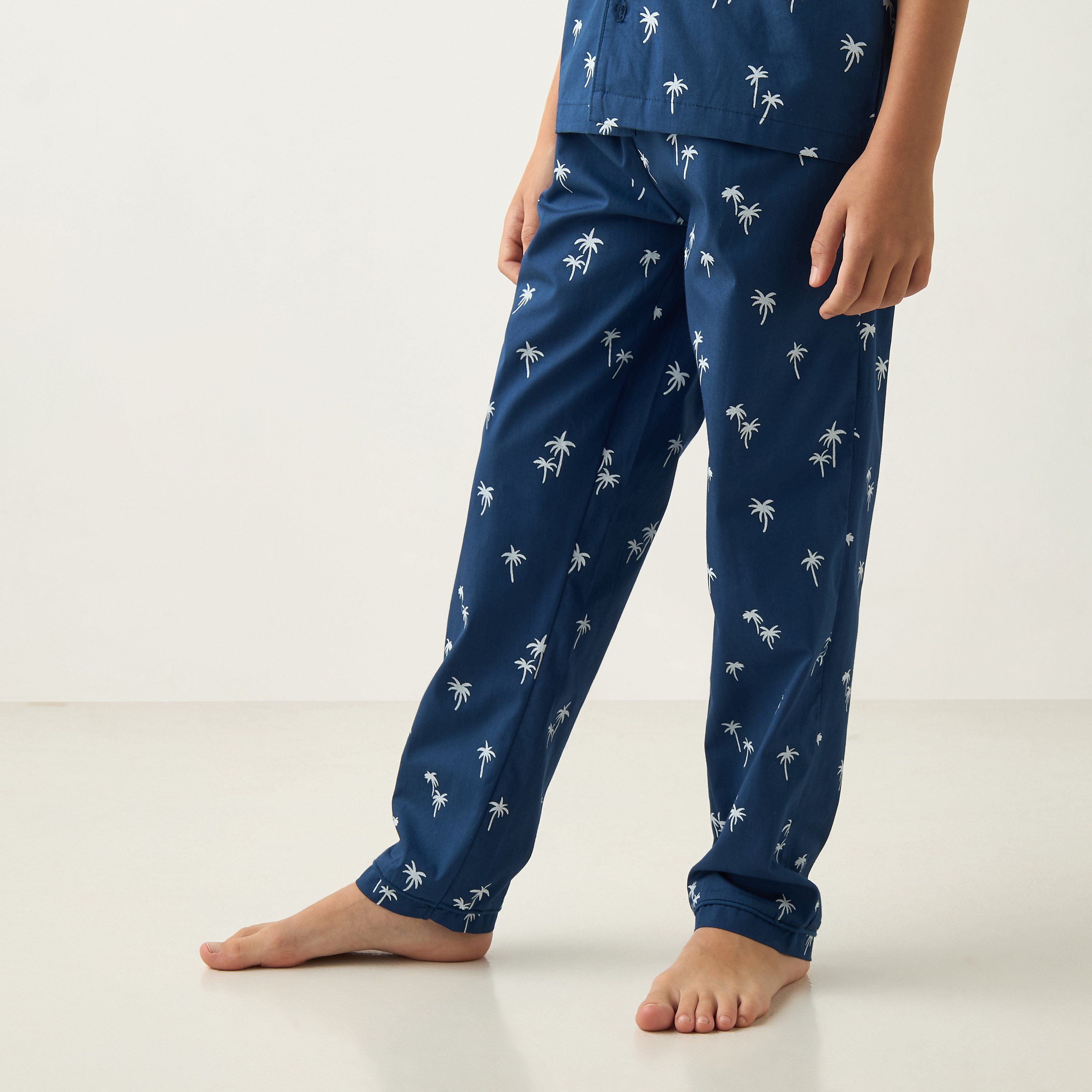 طقم بنطلون بيجاما وقميص بطبعات من جونيورز-boys-clothing-nightwear-image-3