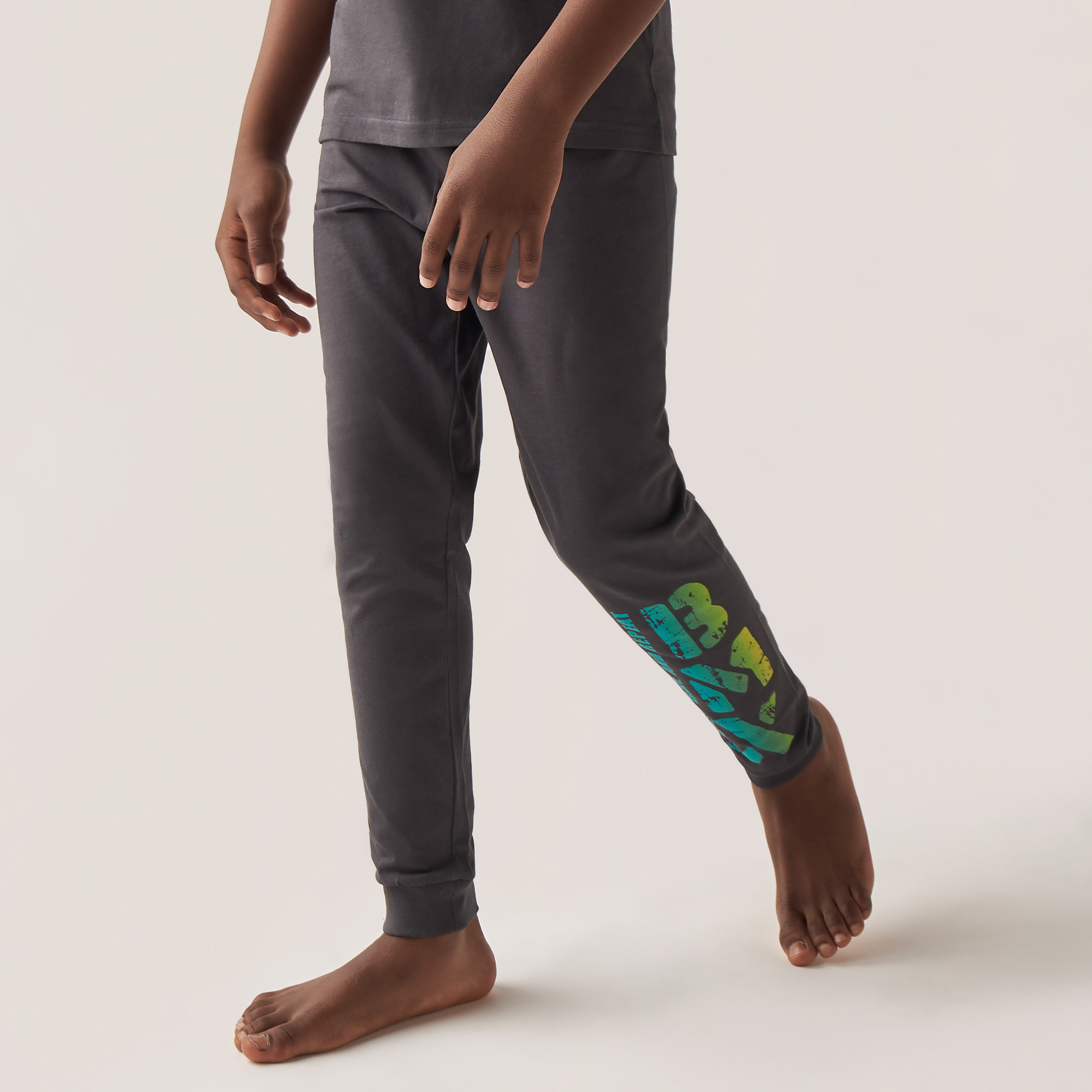 Juniors Graphic Print Short Sleeves T-shirt and Elasticated Joggers-boys-clothing-nightwear-image-4