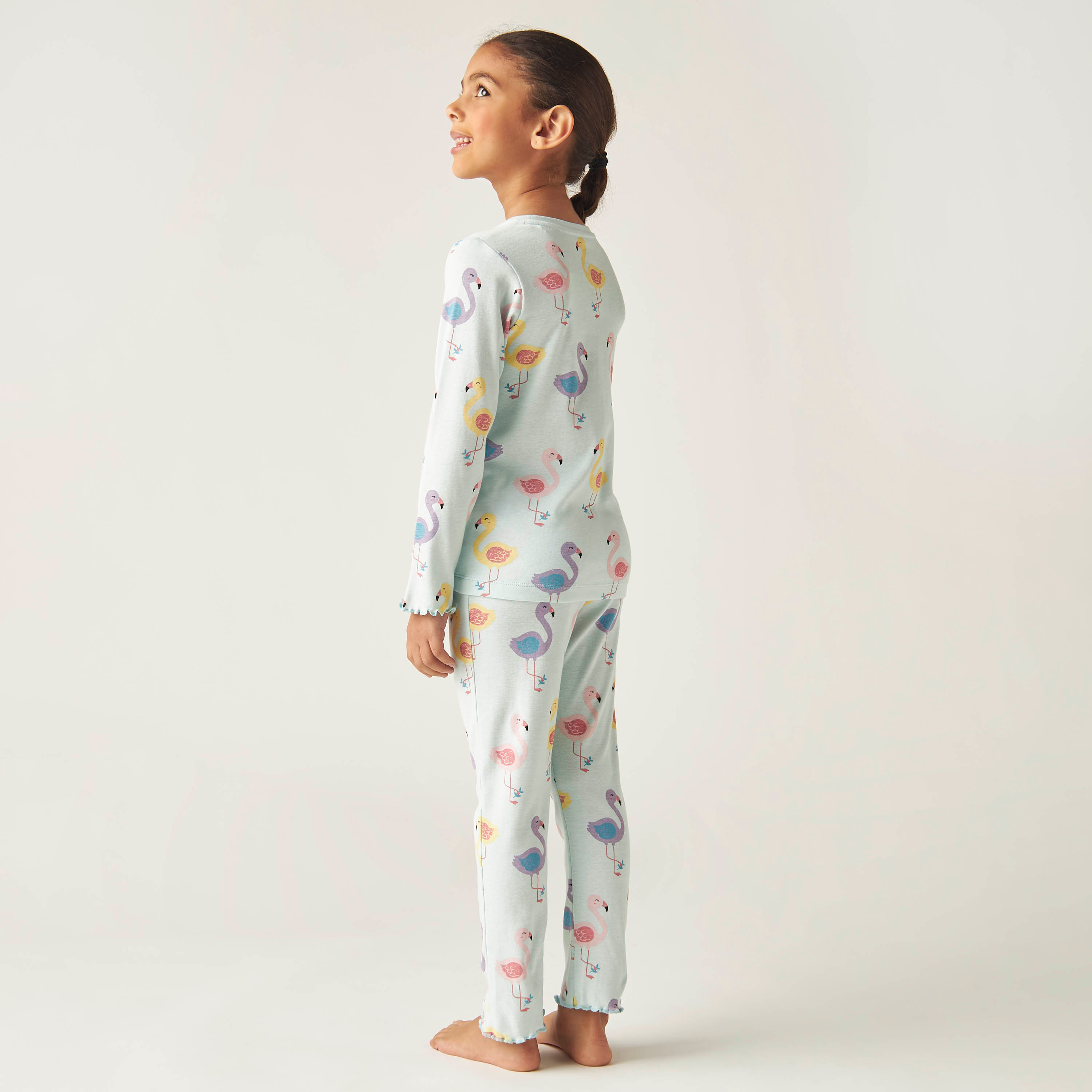 طقم بنطلون بيجاما وتيشيرت بطبعات من جونيورز-girls-clothing-nightwear-image-4
