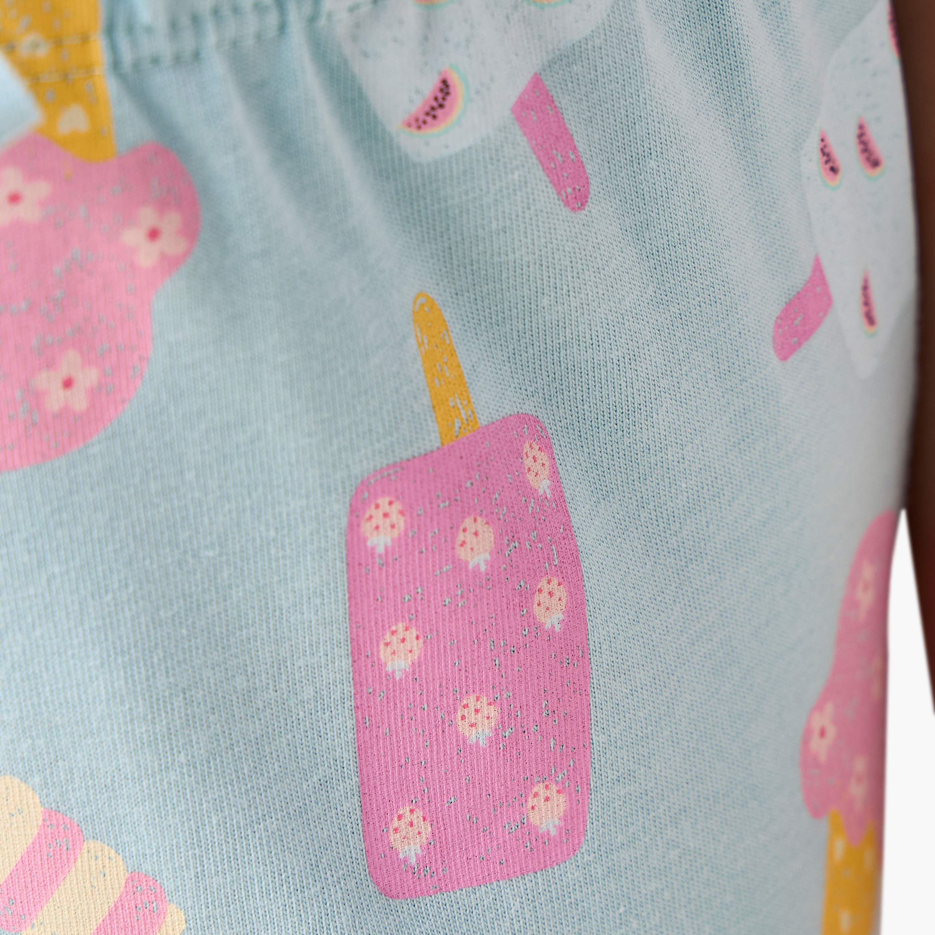 طقم بنطلون بيجاما وتيشيرت بطبعات من جونيورز-girls-clothing-nightwear-image-6