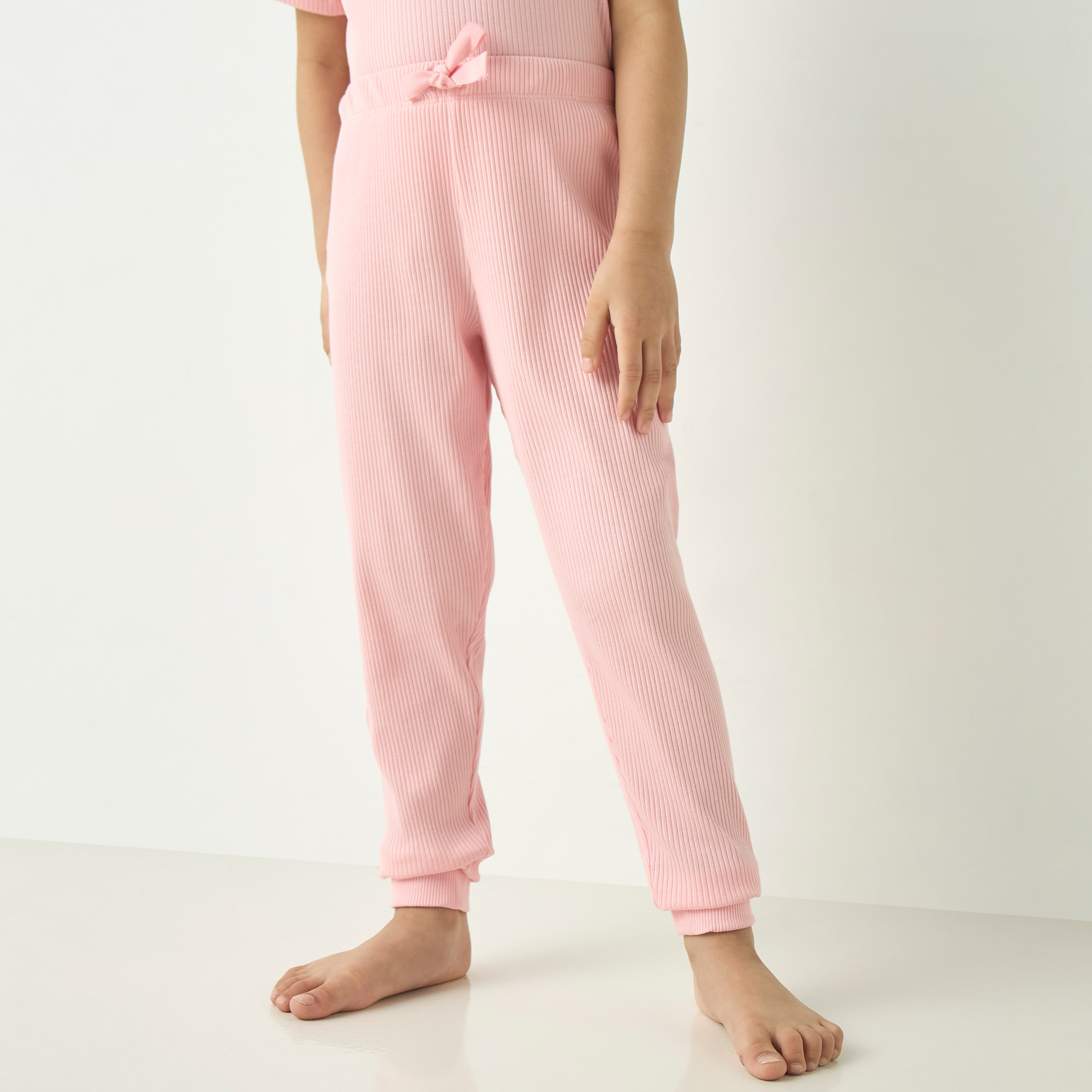 طقم بنطلون بيجاما وتيشيرت مضلع بأكمام قصيرة من جونيورز-girls-clothing-nightwear-image-3