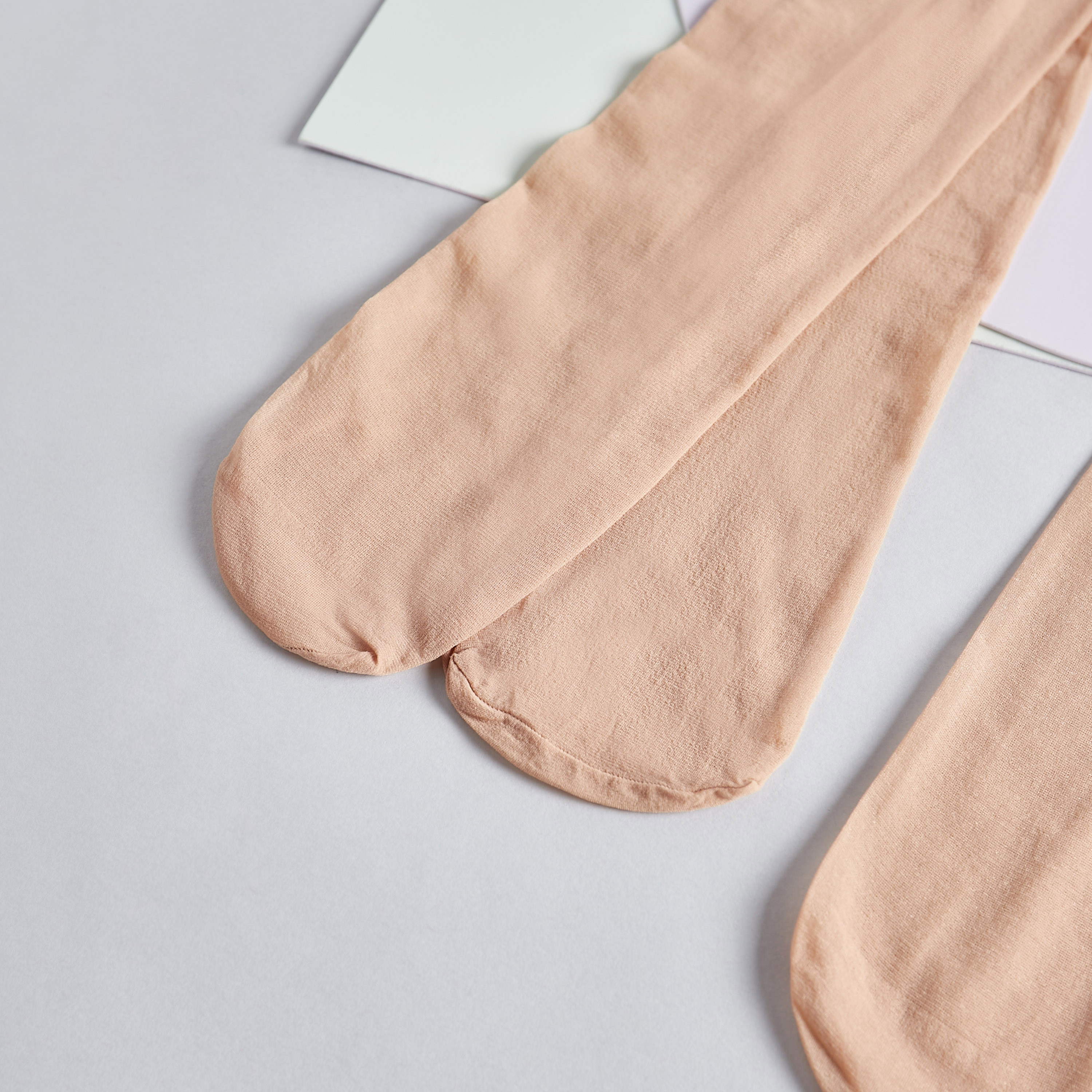 كولون سادة بخصر مطّاطي من جونيورز - طقم من قطعتين-girls-accessories-socks-image-3