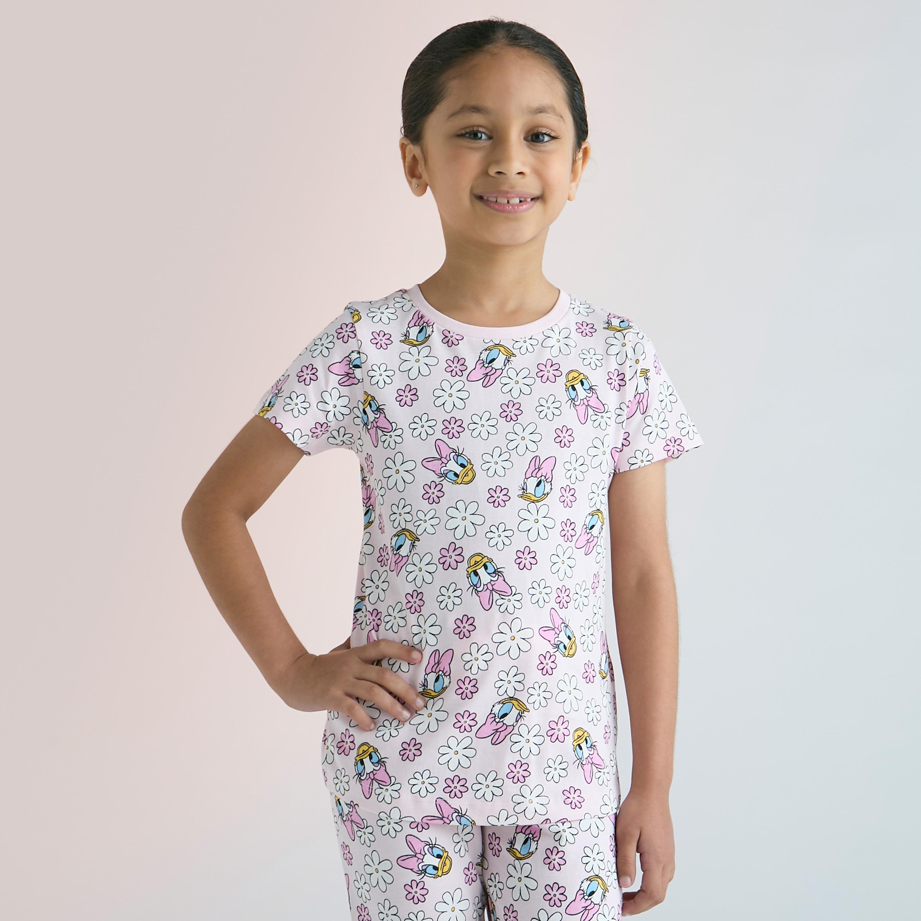 تيشيرت بطبعات وبنطلون بيجاما مطاطي - مجموعة من طقمين-girls-clothing-nightwear-image-3