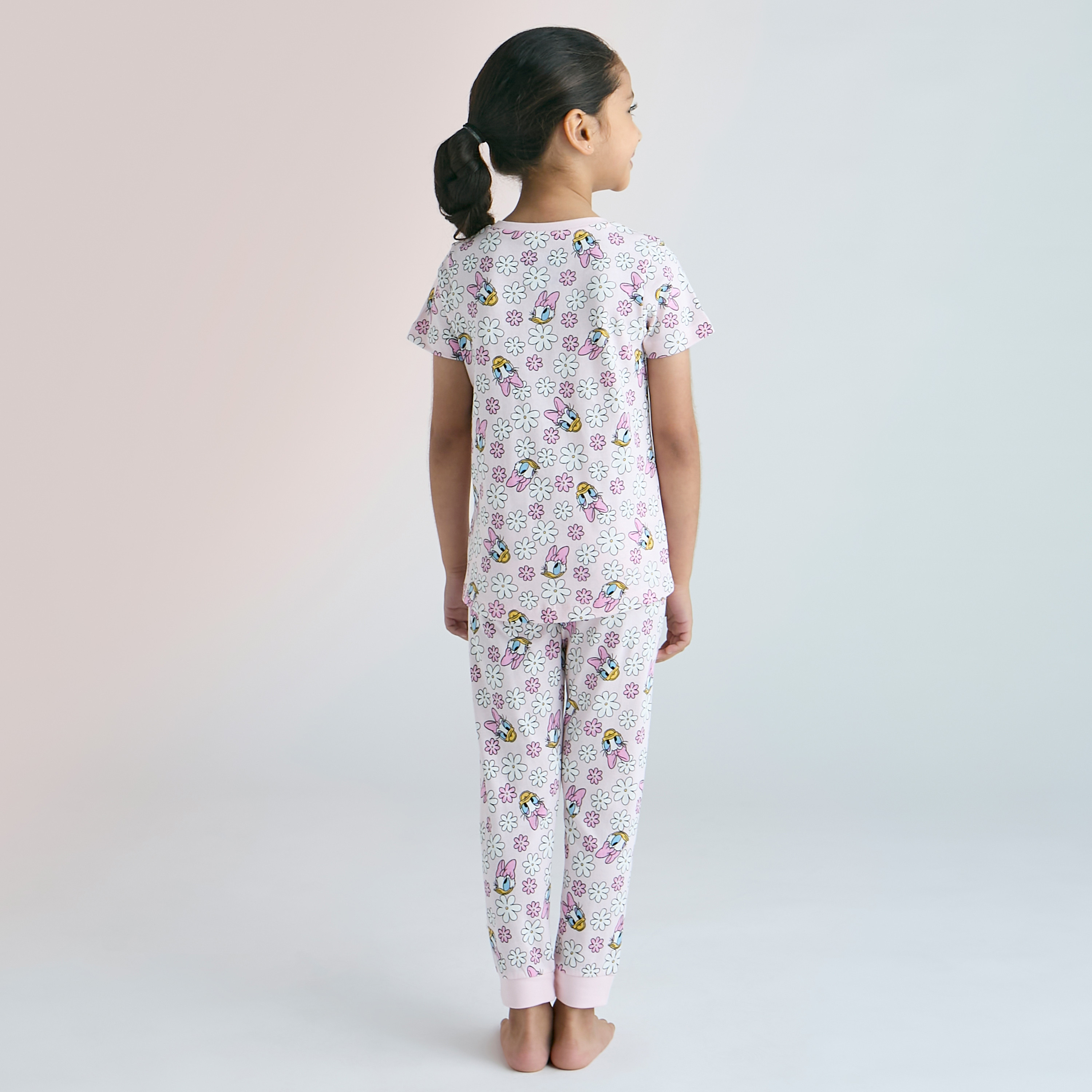 تيشيرت بطبعات وبنطلون بيجاما مطاطي - مجموعة من طقمين-girls-clothing-nightwear-image-5