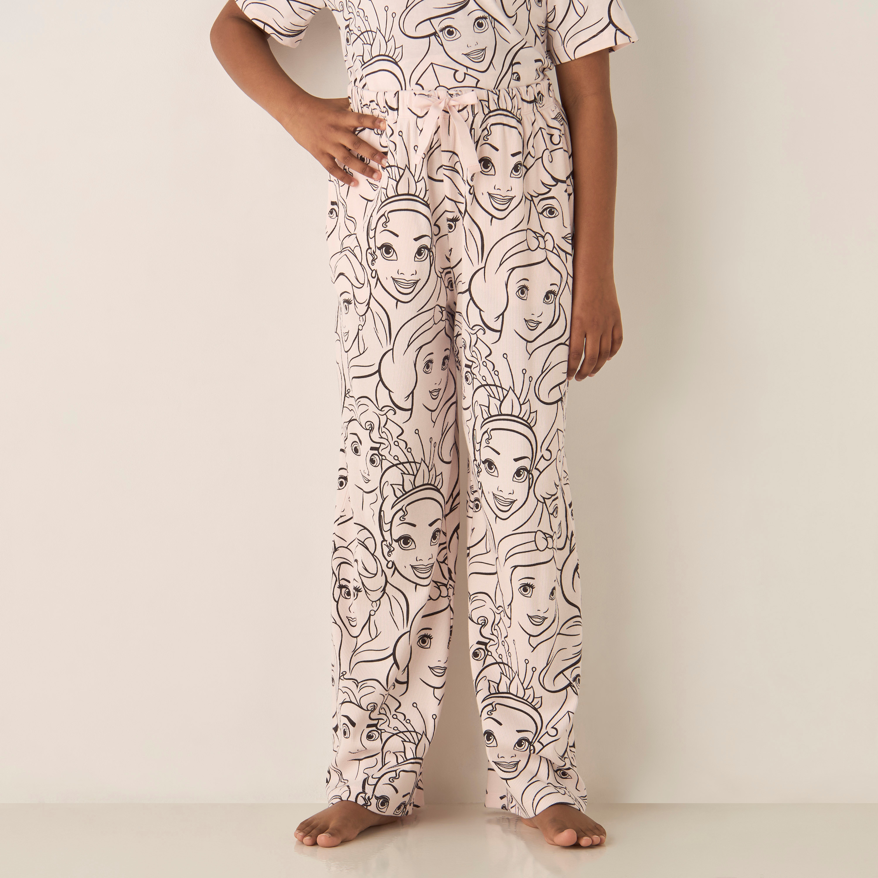 طقم بنطلون بيجاما وتيشيرت بطبعات الأميرات من ديزني-girls-clothing-nightwear-image-4