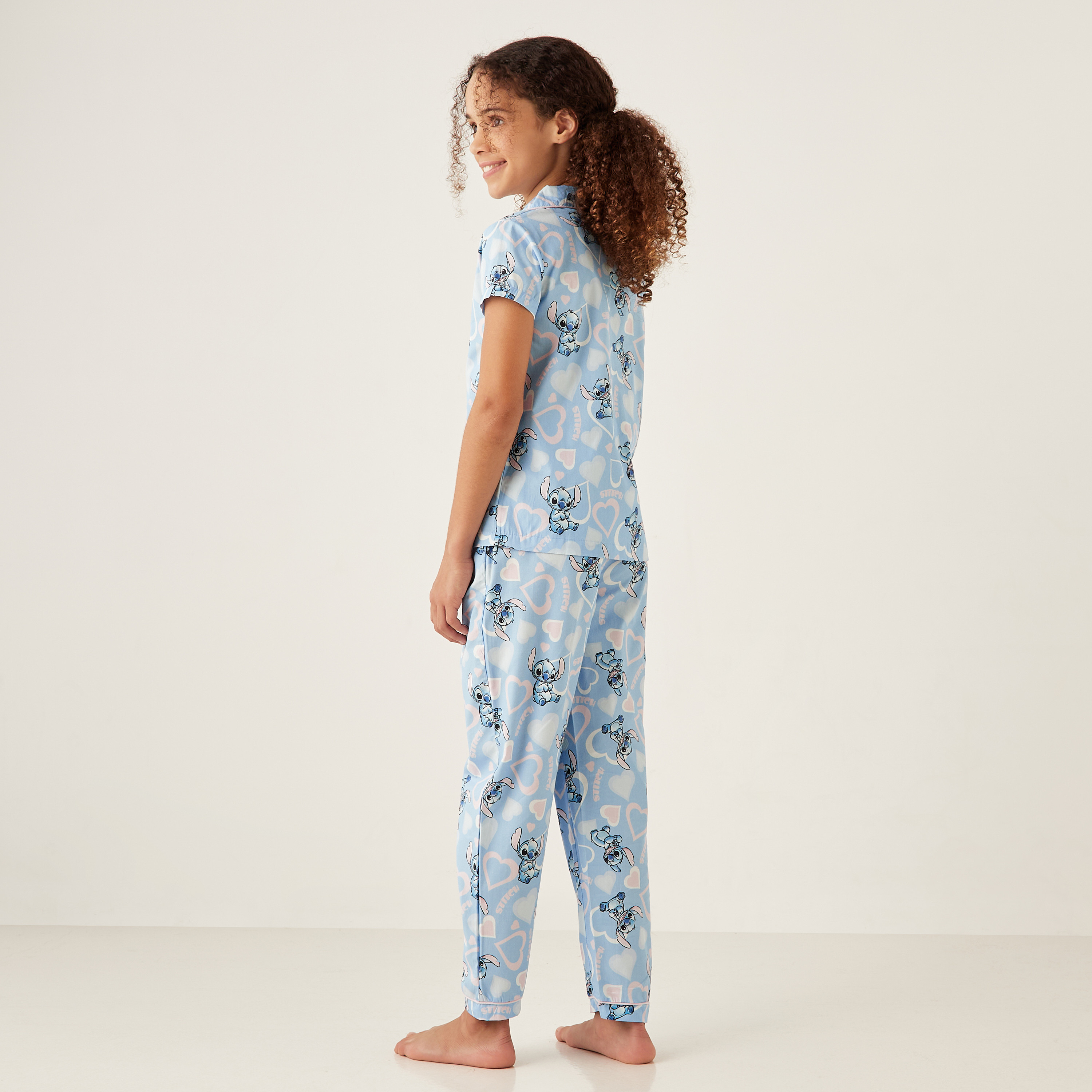 طقم بنطلون بيجاما وقميص بطبعات ستيتش من ديزني-girls-clothing-nightwear-image-4