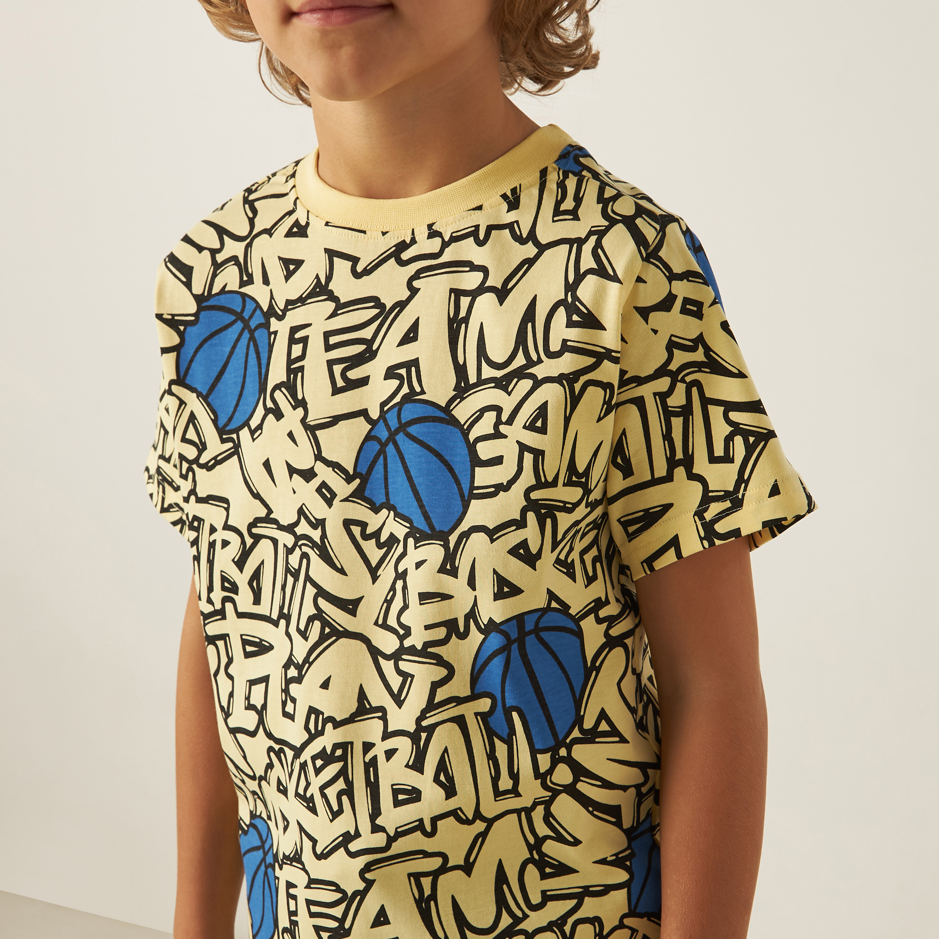 Juniors All-Over Graphic Print T-shirt with Short Sleeves and Crew Neck-boys-clothing-tshirtsandpolos-image-3