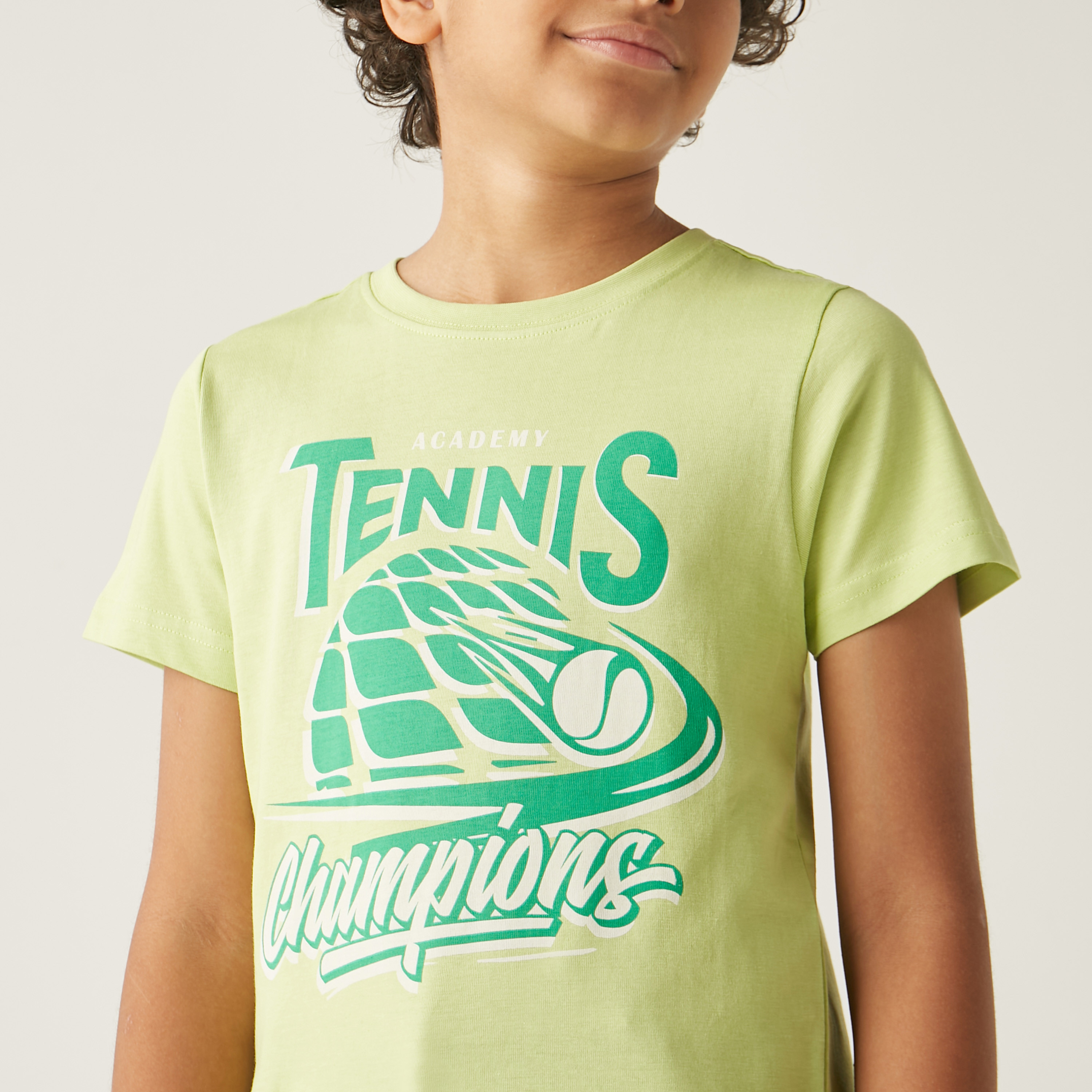 تيشيرت بياقة ضيقة وأكمام قصيرة وطبعات من جونيورز-boys-clothing-tshirtsandpolos-image-4