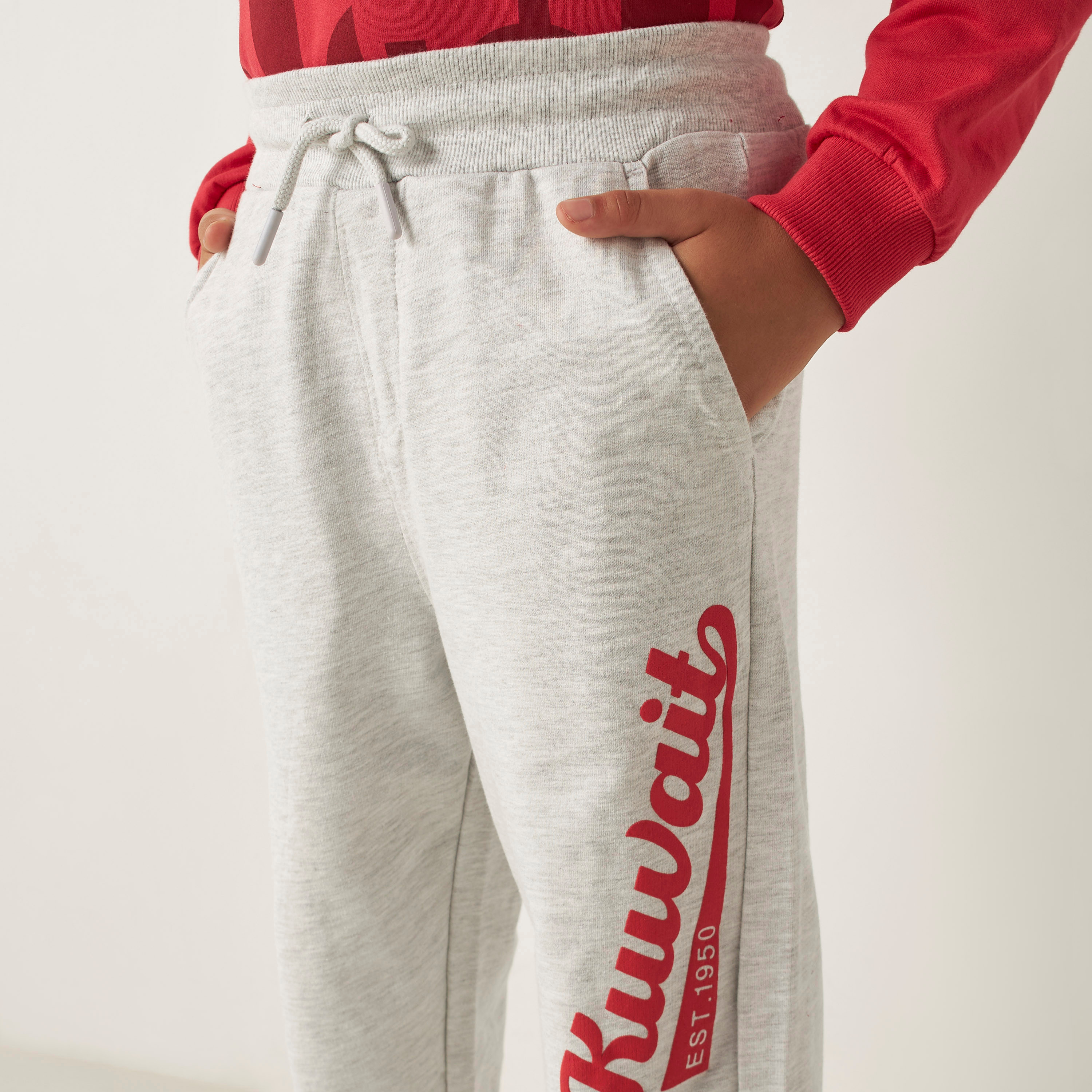 بنطلون رياضي قطن برباط إغلاق وطبعات من جونيورز-boys-clothing-bottoms-joggersandtrackpants-image-3