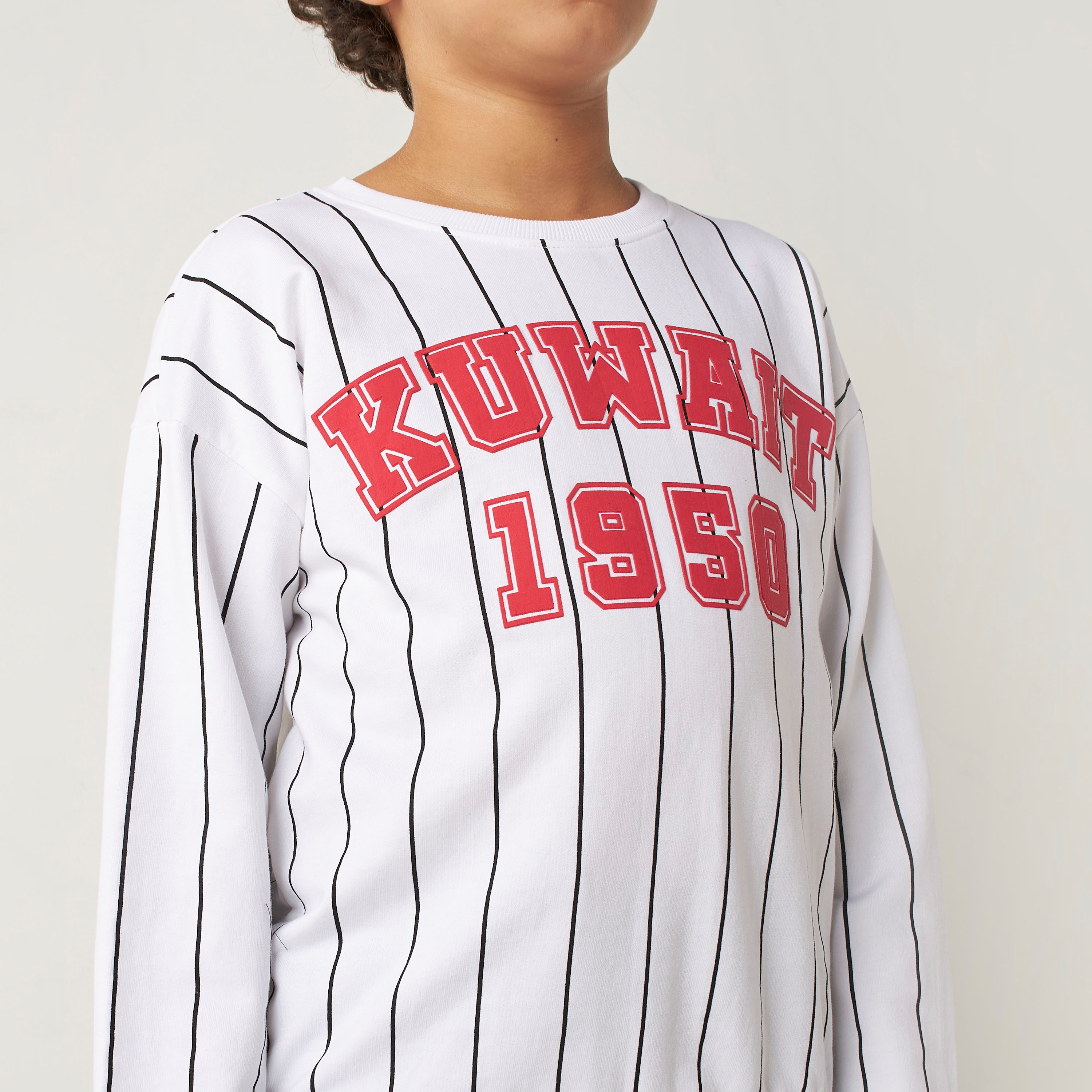 Juniors Kuwait National Day Print Cotton Sweatshirt with Long Sleeves-boys-clothing-winterwear-sweatshirts-image-3