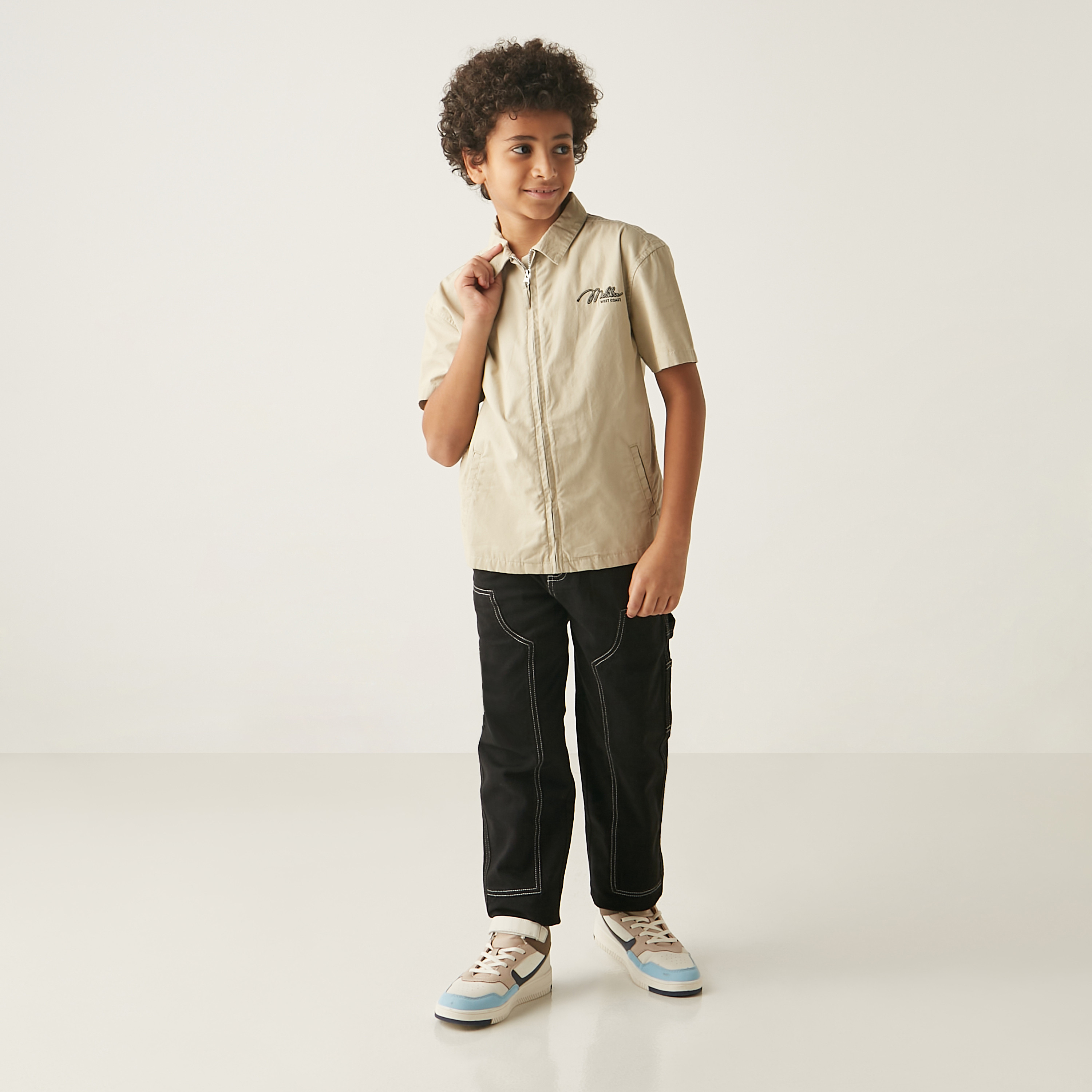 Juniors Embroidered Shirt with Short Sleeves and Zip Closure-boys-clothing-shirts-image-2