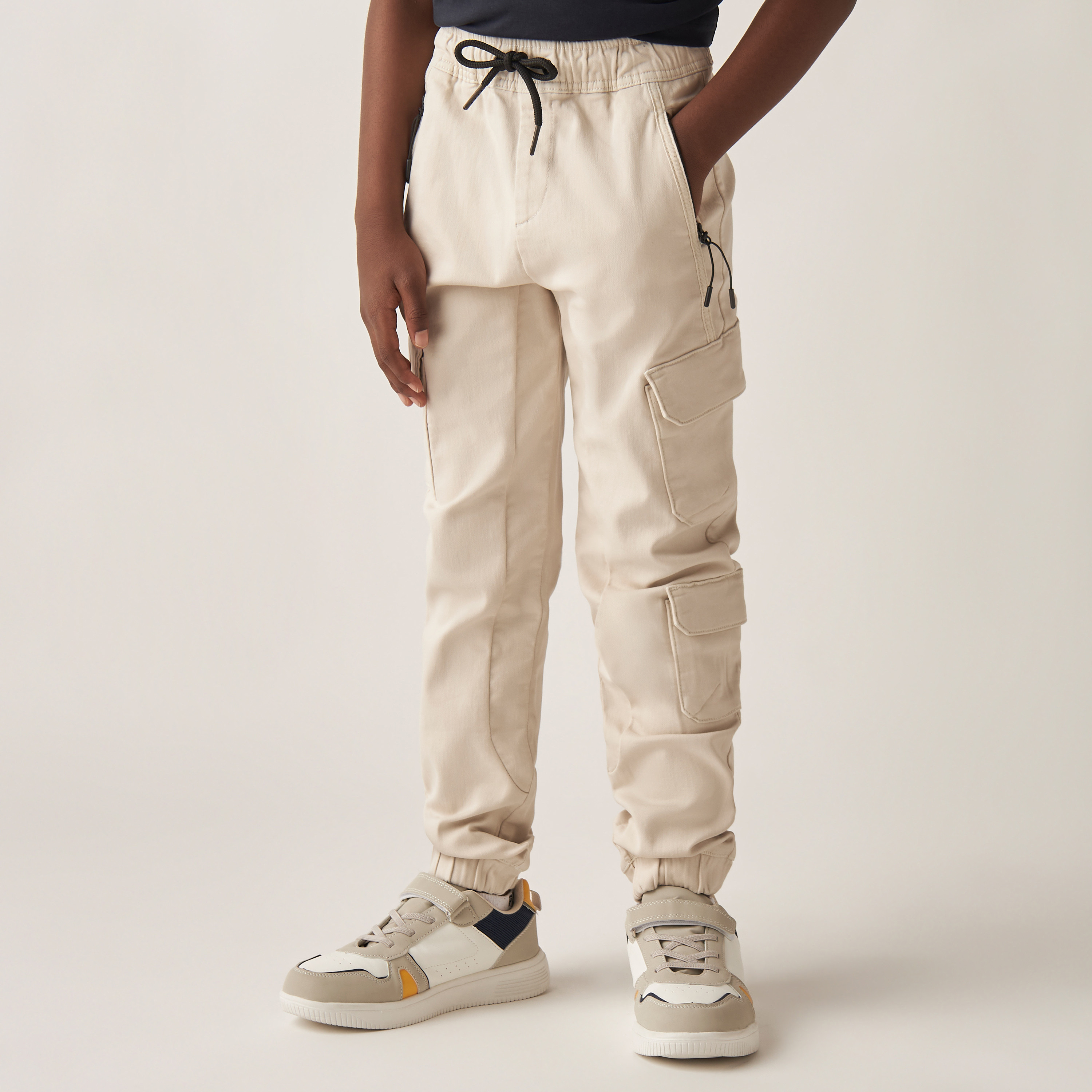 Juniors cargo store pants with pockets