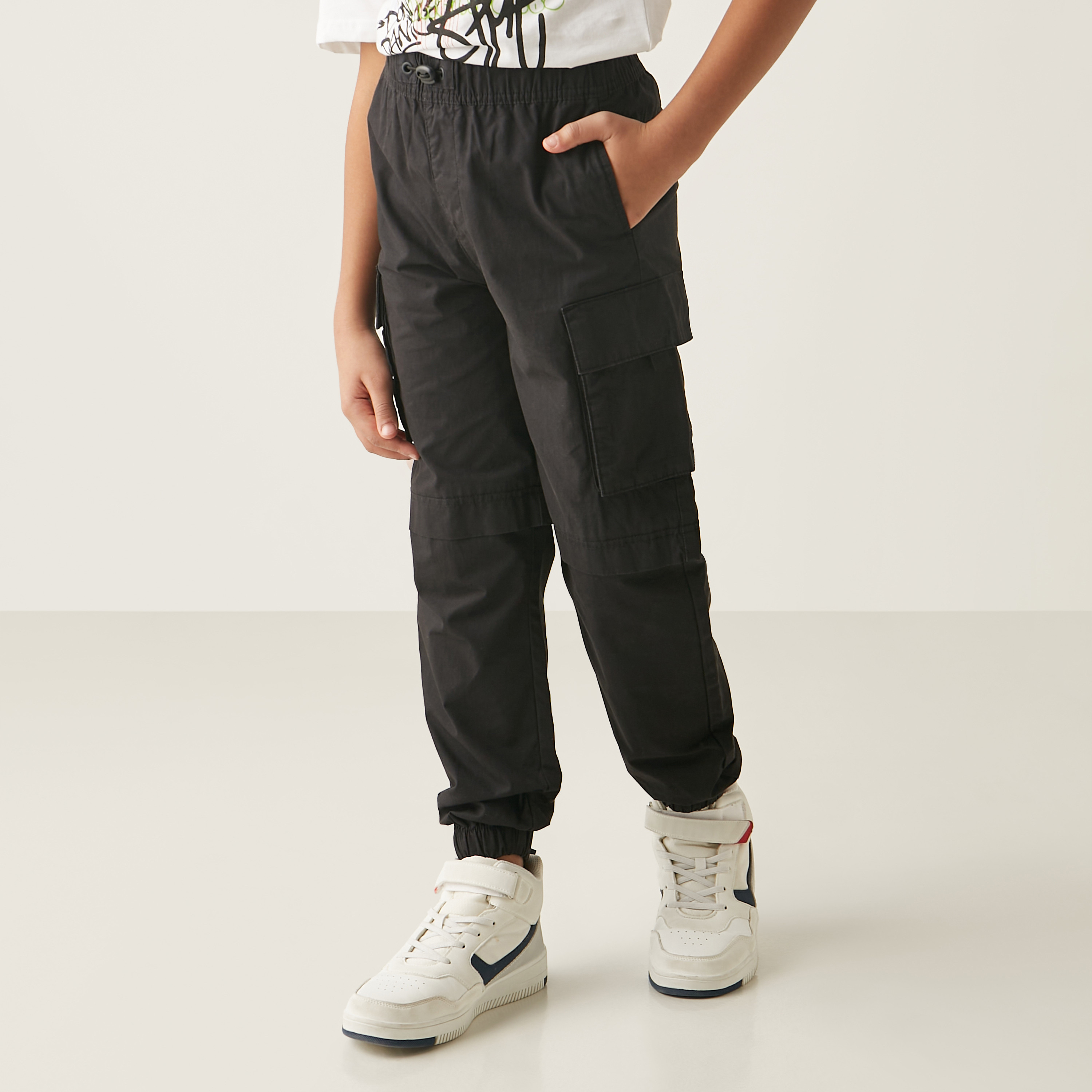 Drawstring closure pants hotsell