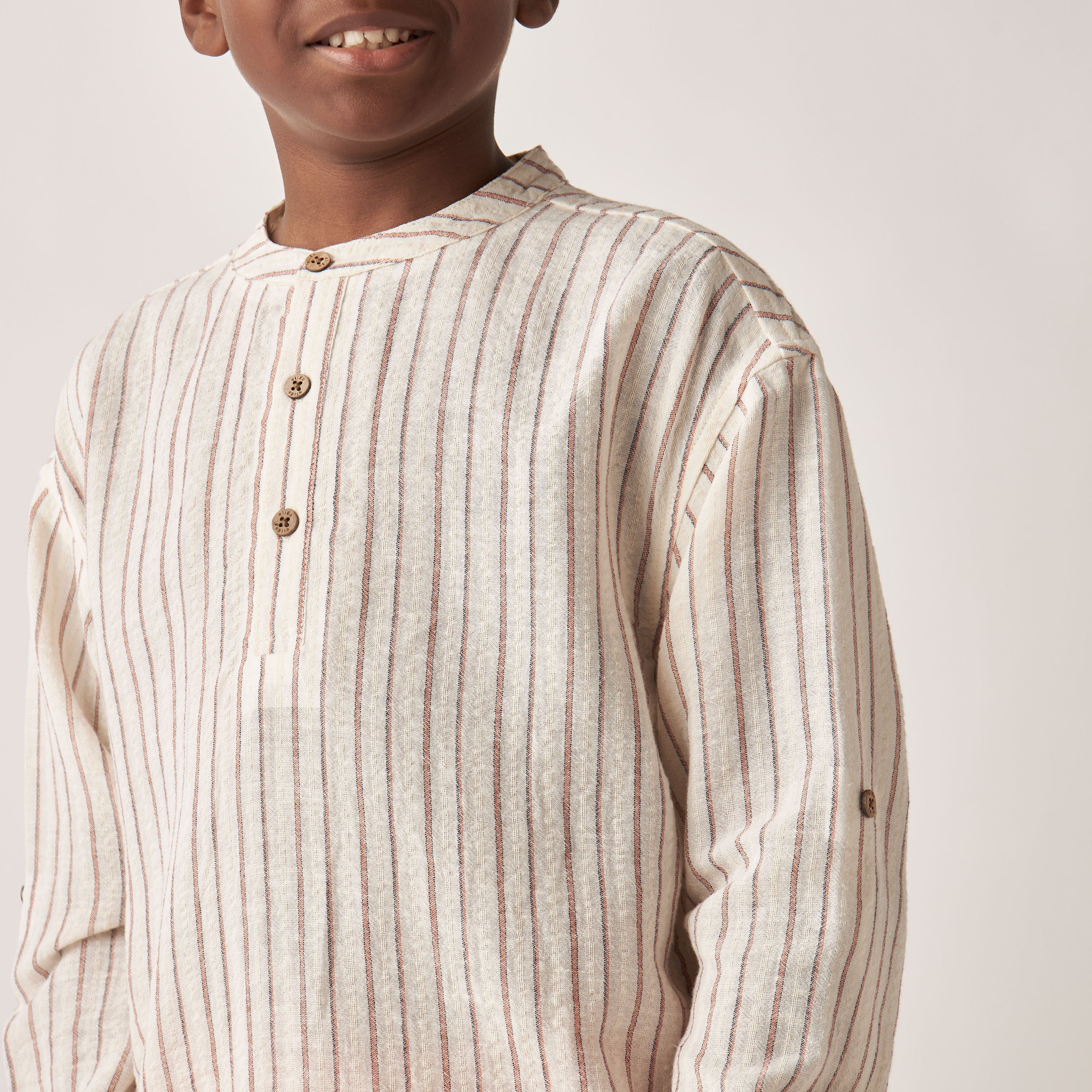 قميص مقلم بياقة ماندارين وأكمام طويلة من إليجو-boys-clothing-shirts-image-4