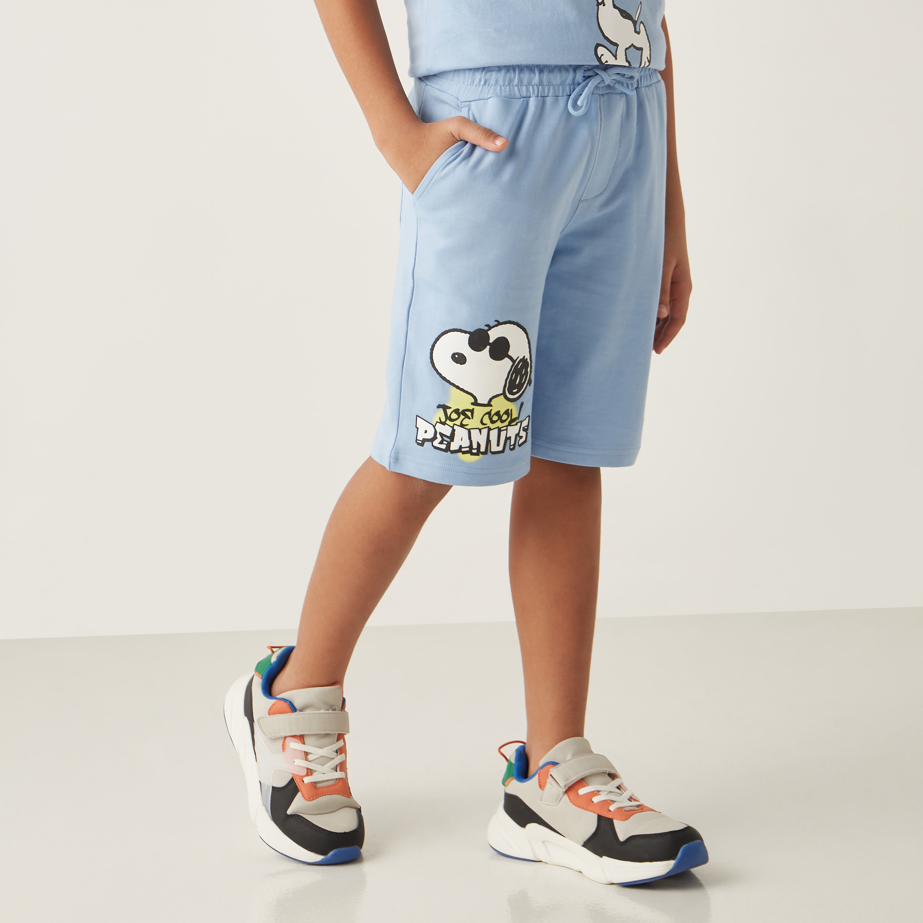 Peanuts Print Cotton Shorts with Drawstring Closure and Pockets-boys-clothing-bottoms-shorts-image-1